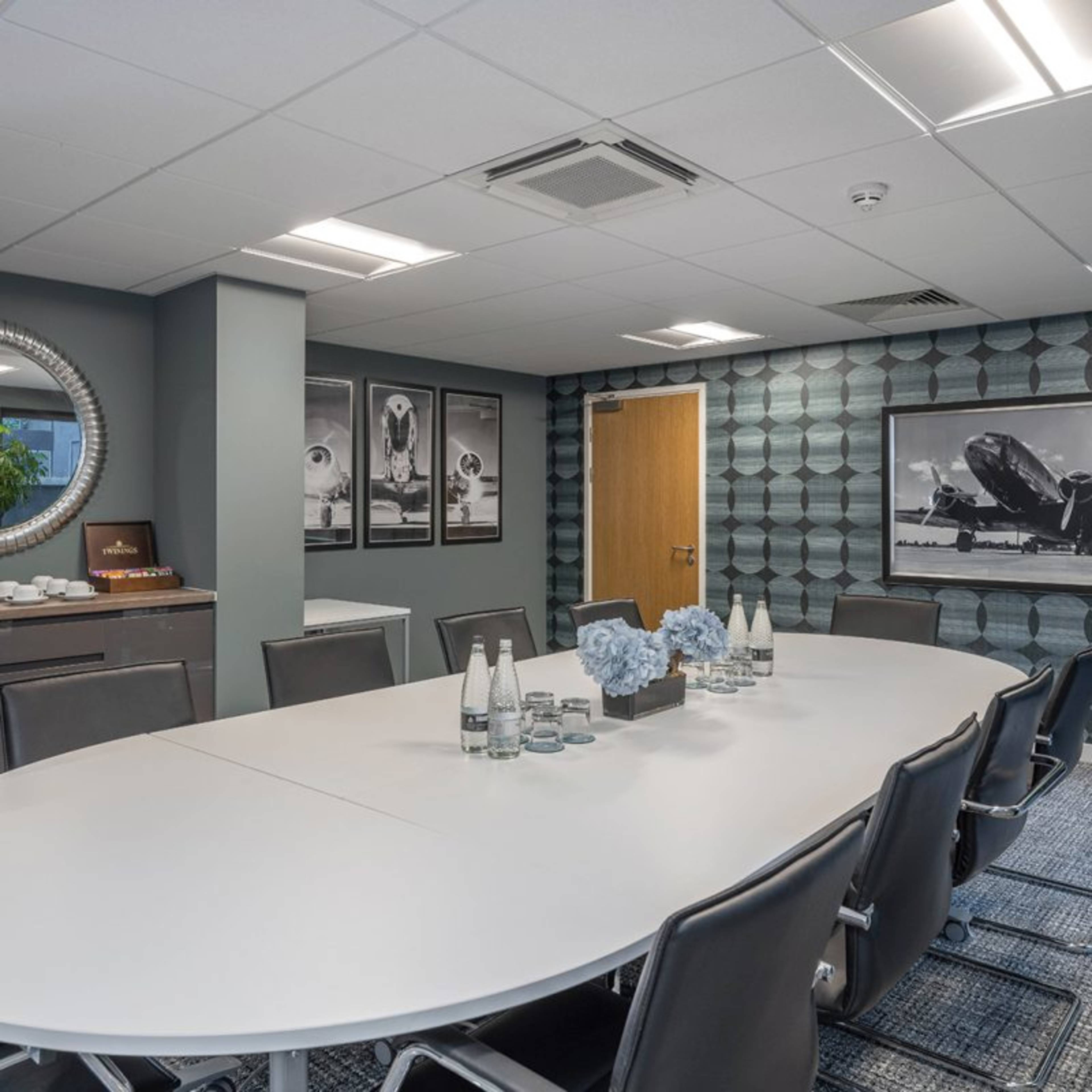 Farnborough, Farnborough Road JLL Properties UK