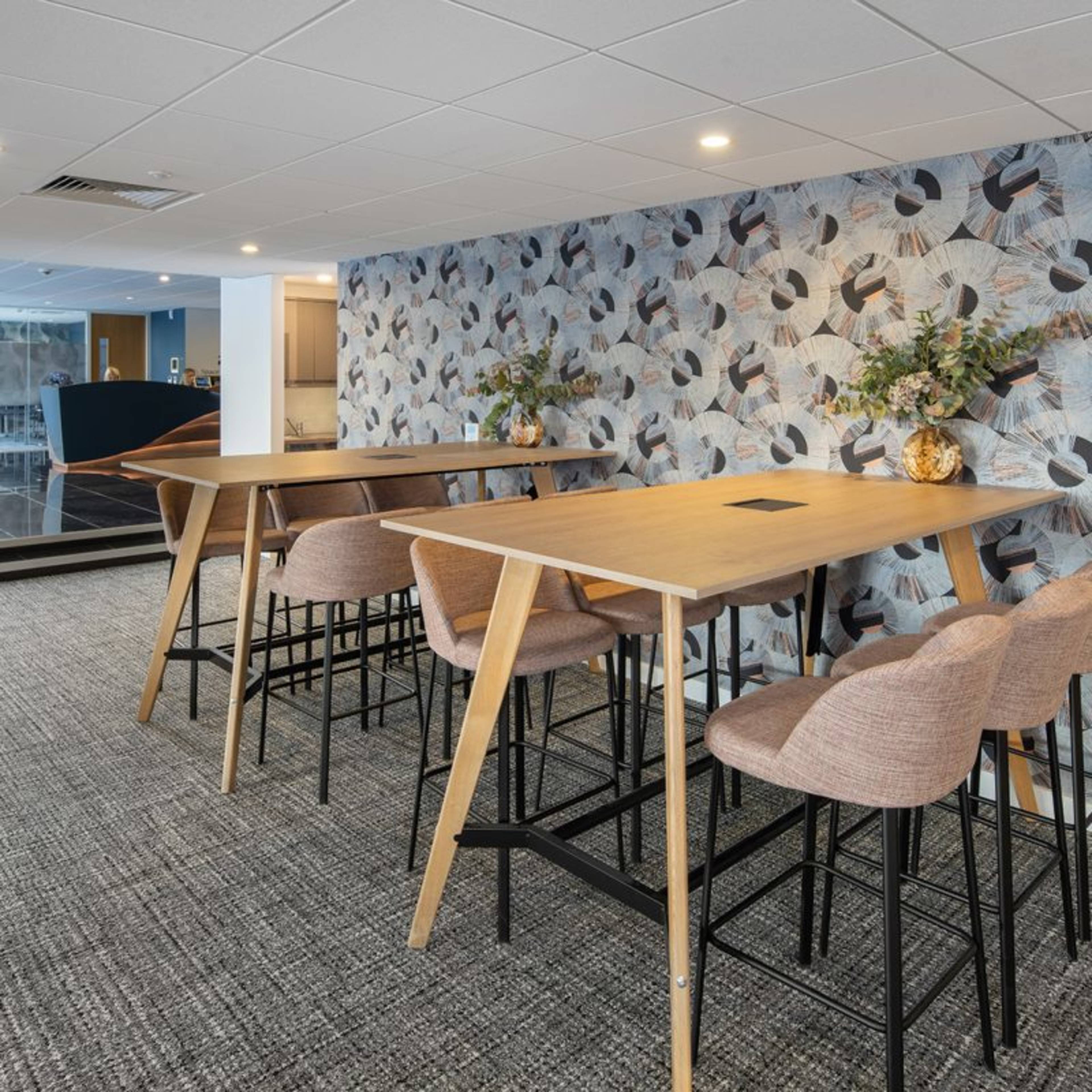 Farnborough, Farnborough Road JLL Properties UK