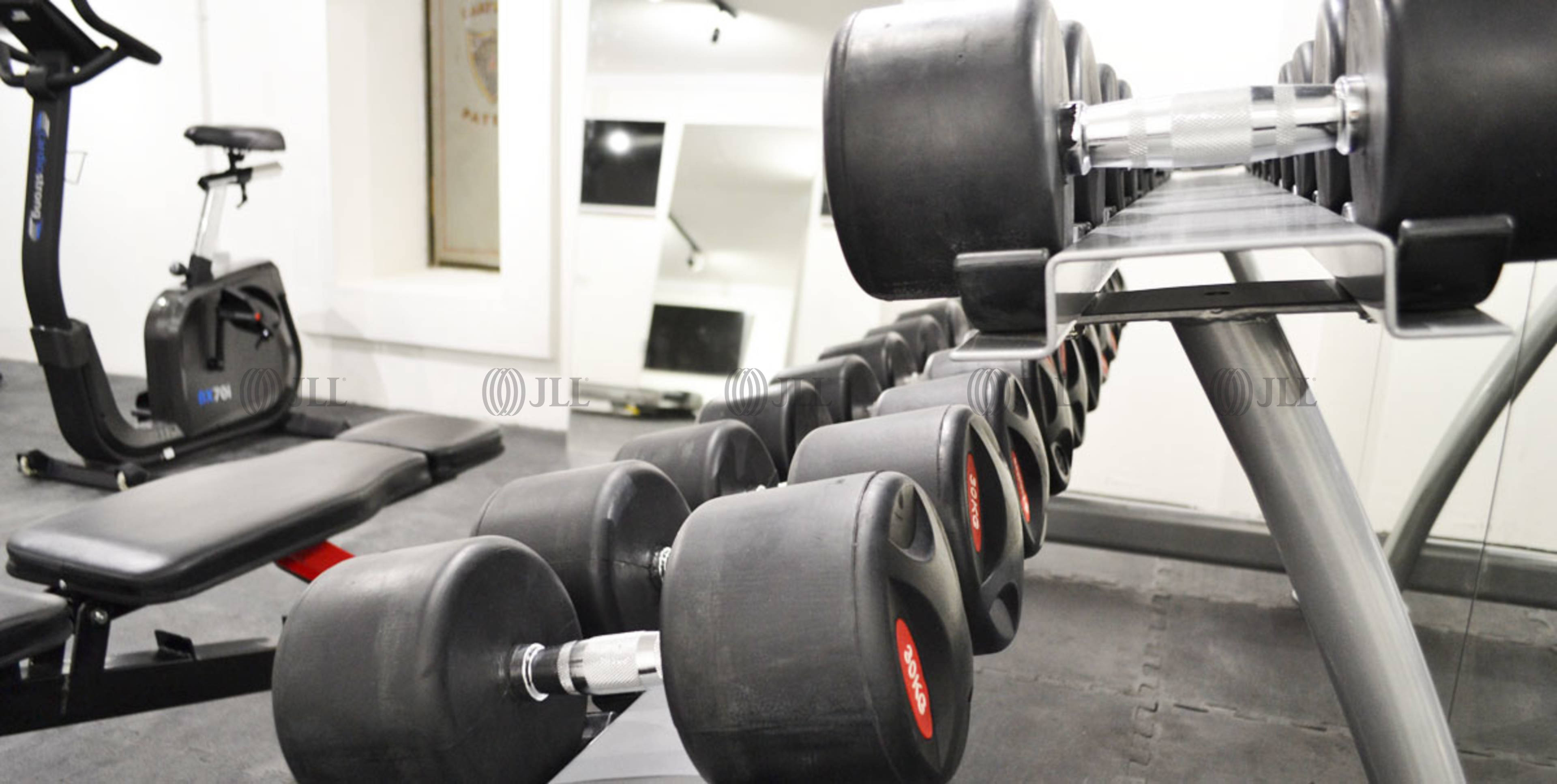 Threadneedle Street JLL Properties UK