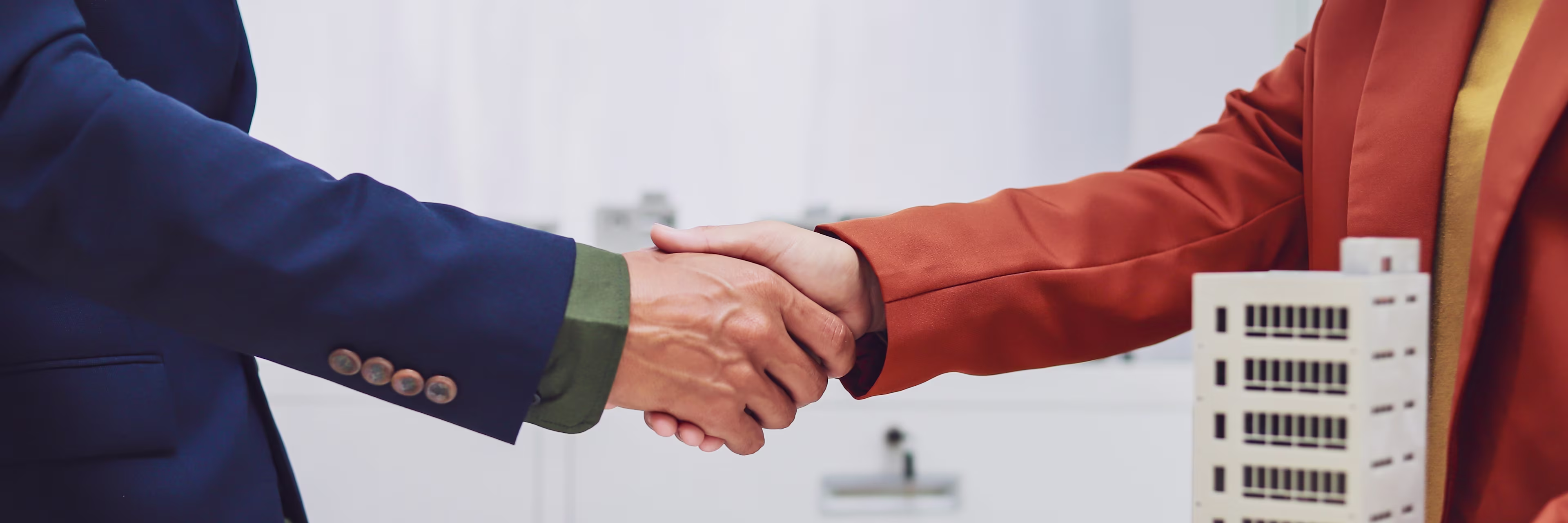 Benefits of renting an office through a broker why leasing beats buying