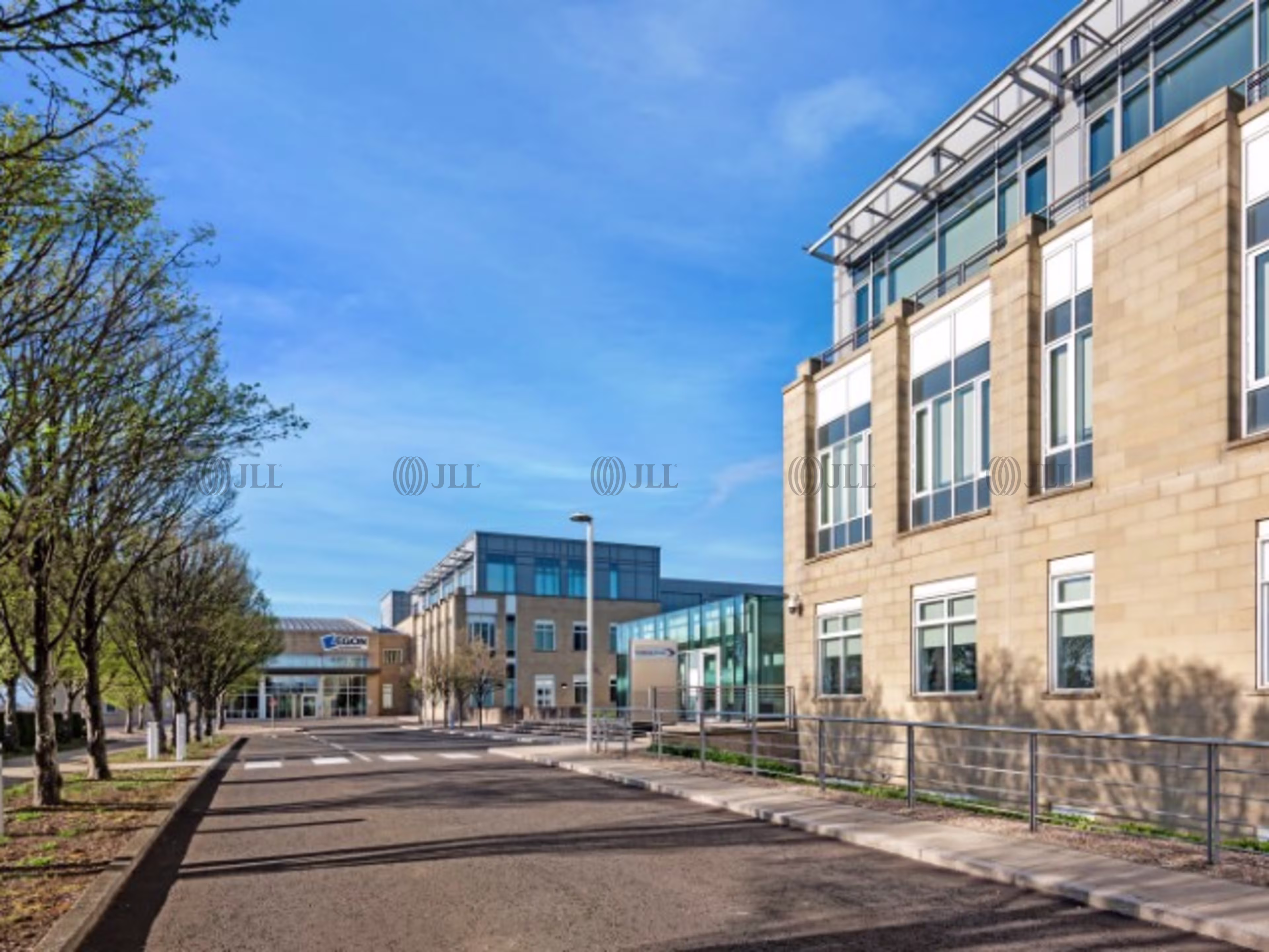 1-3 Lochside Crescent