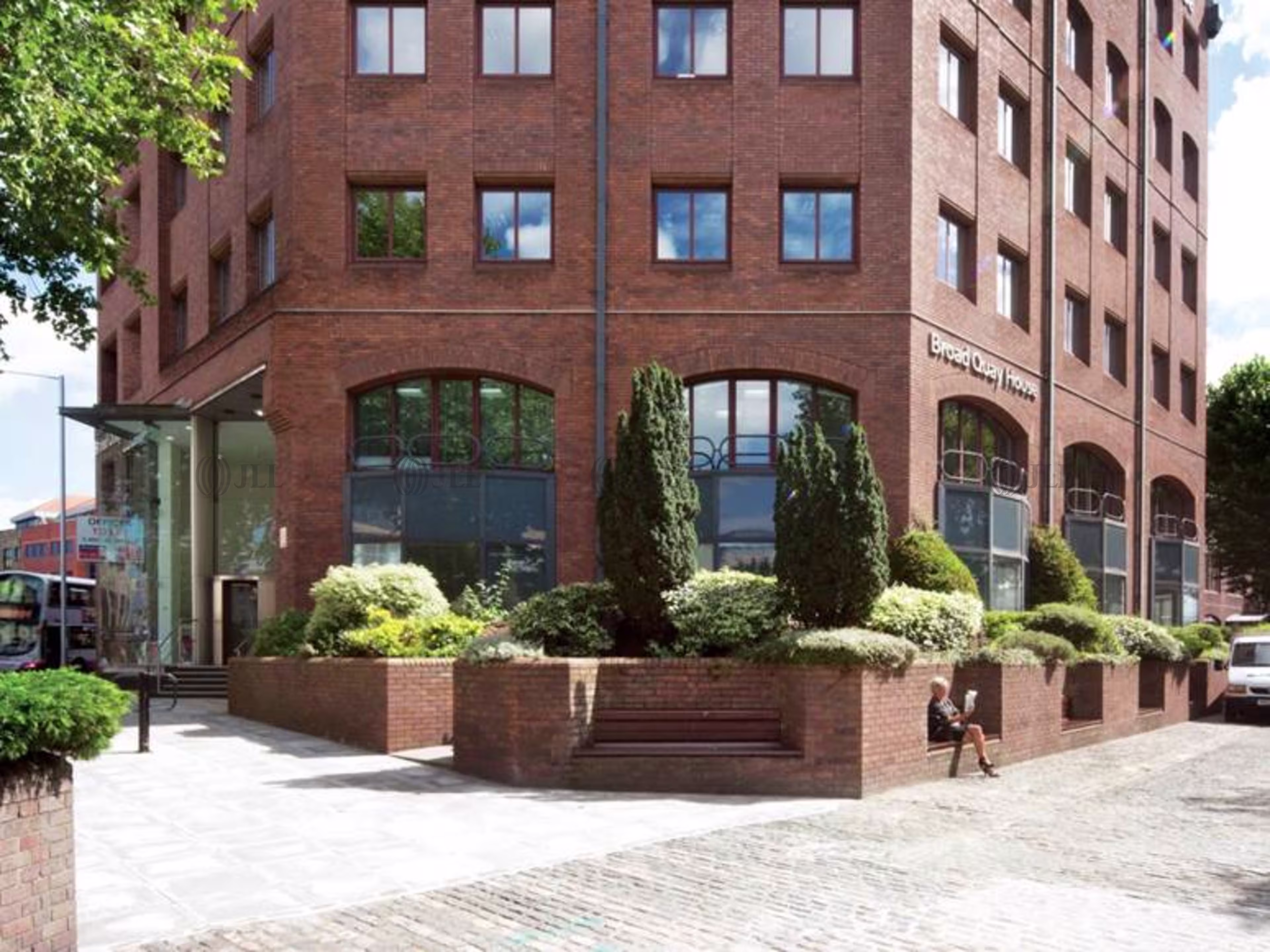 Broad Quay House