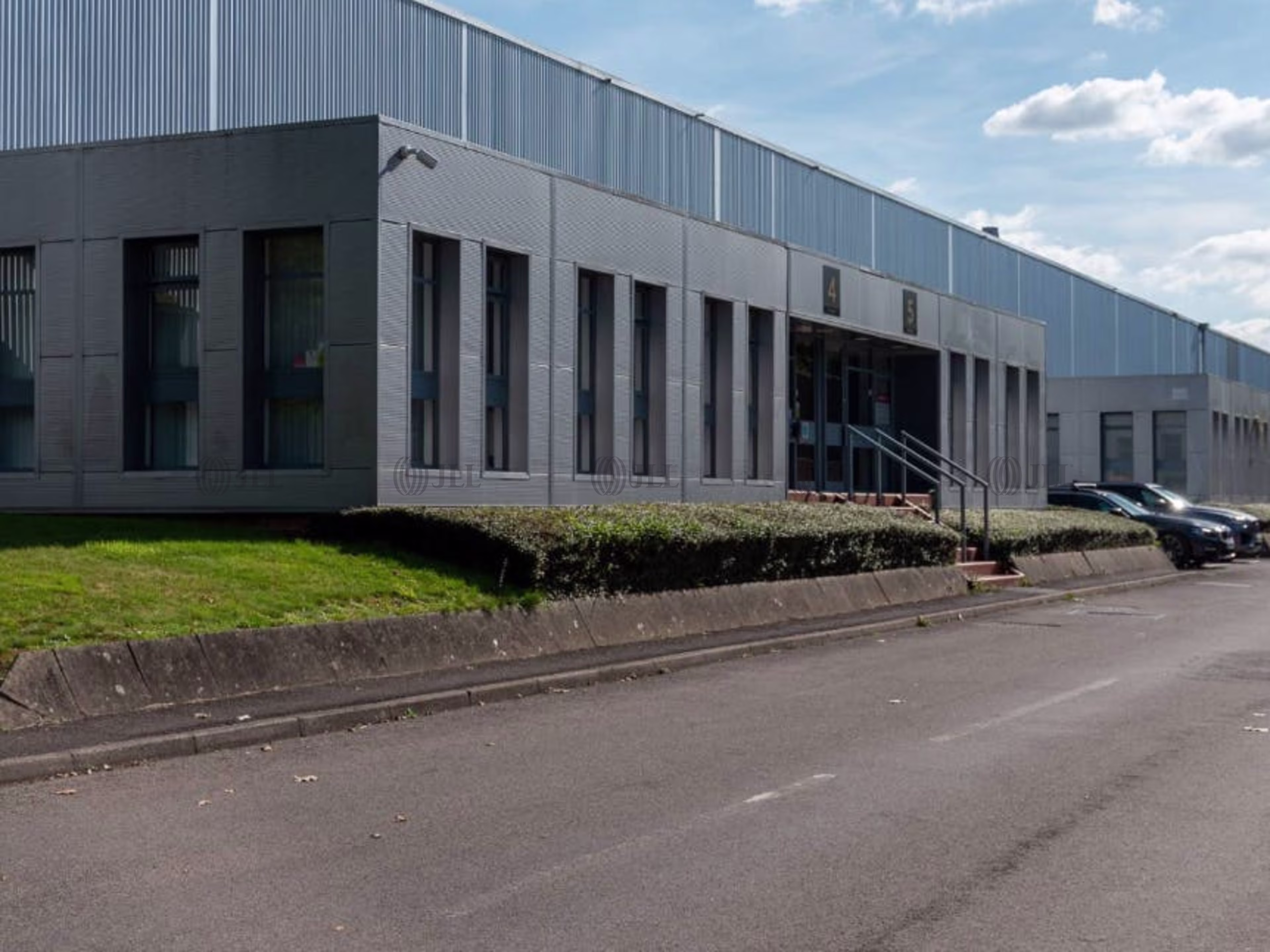 Unit 8, Bilton Road
