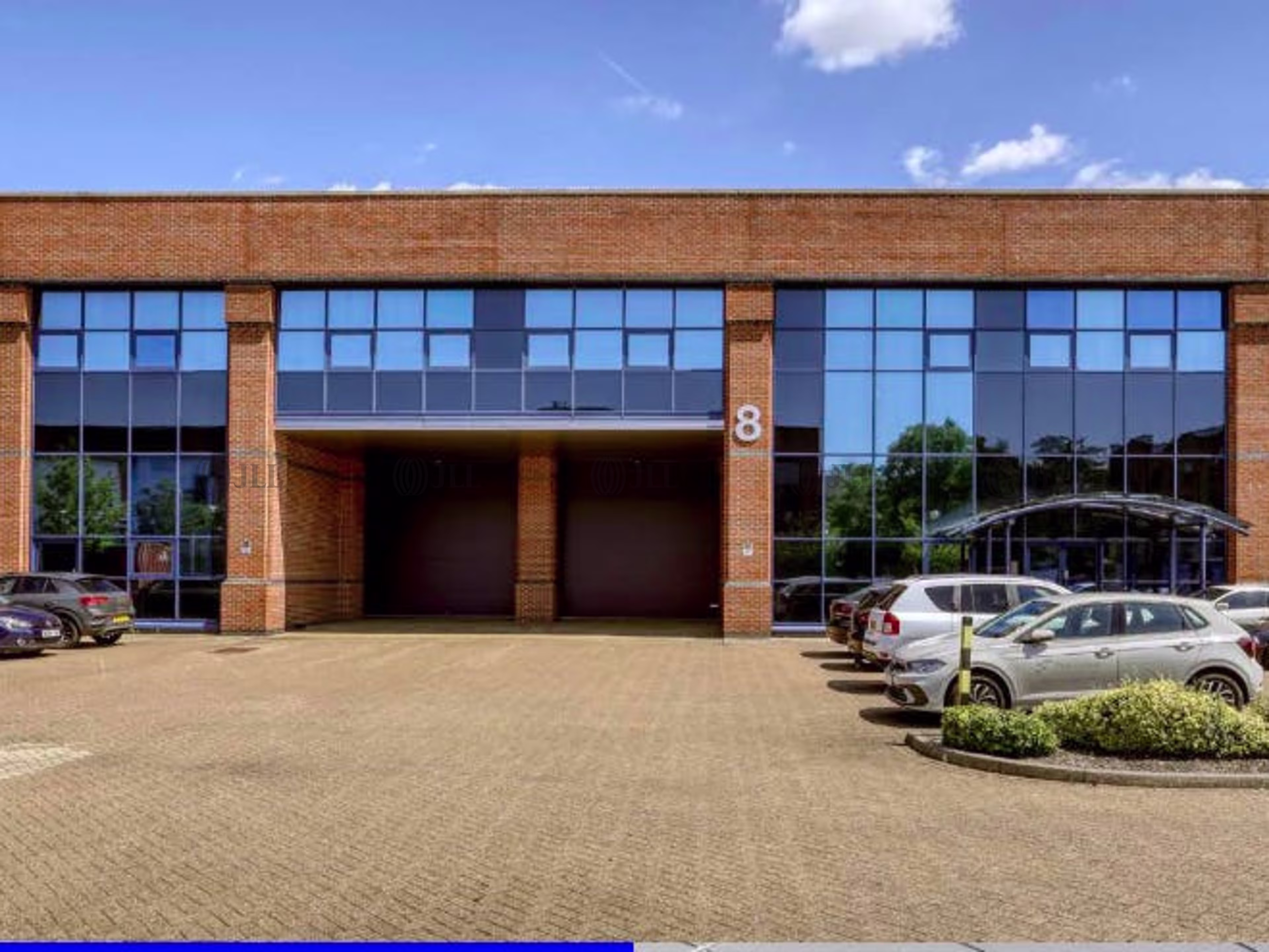 Unit 8, Sterling Centre