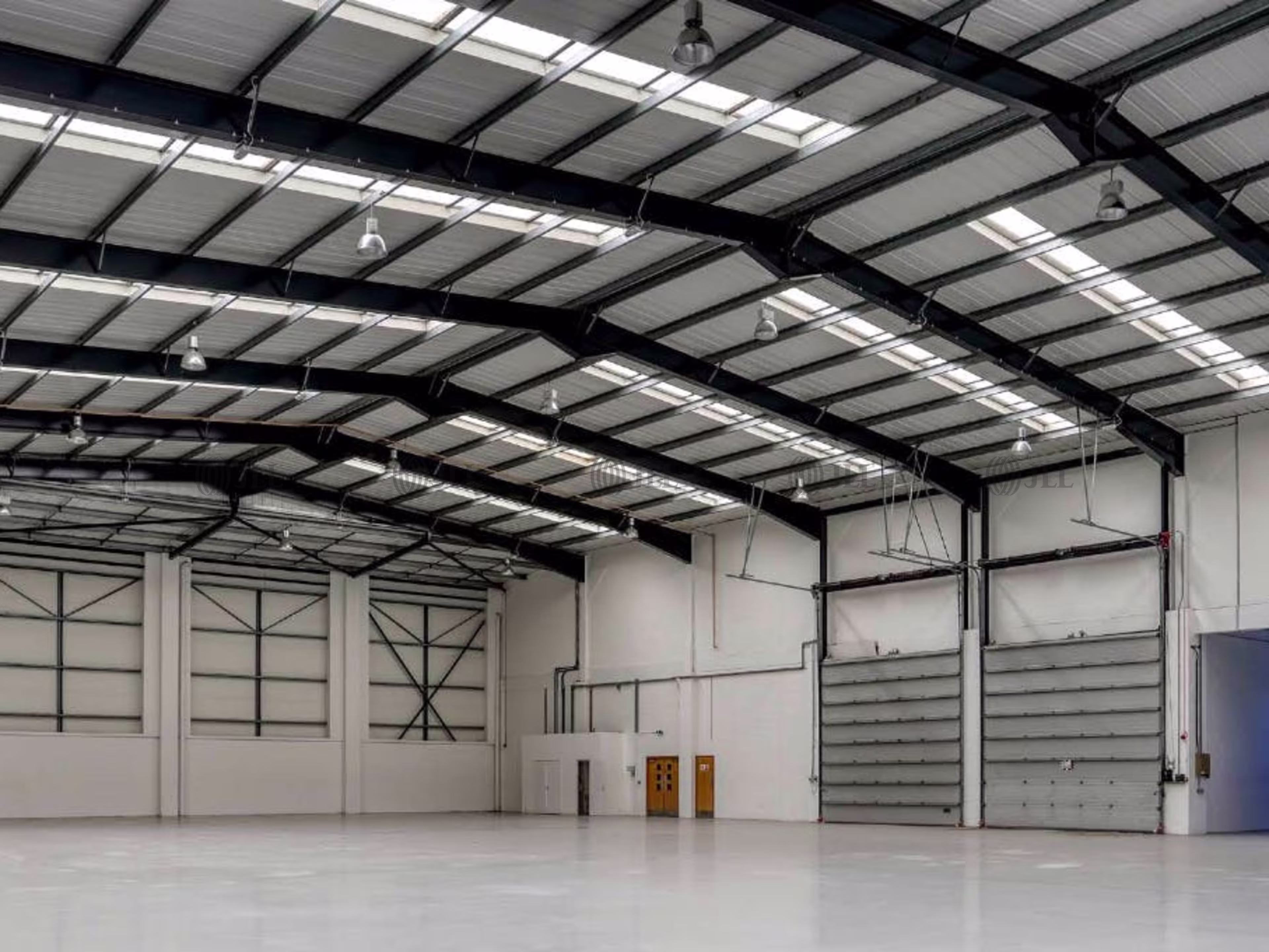 Unit 8, Sterling Centre