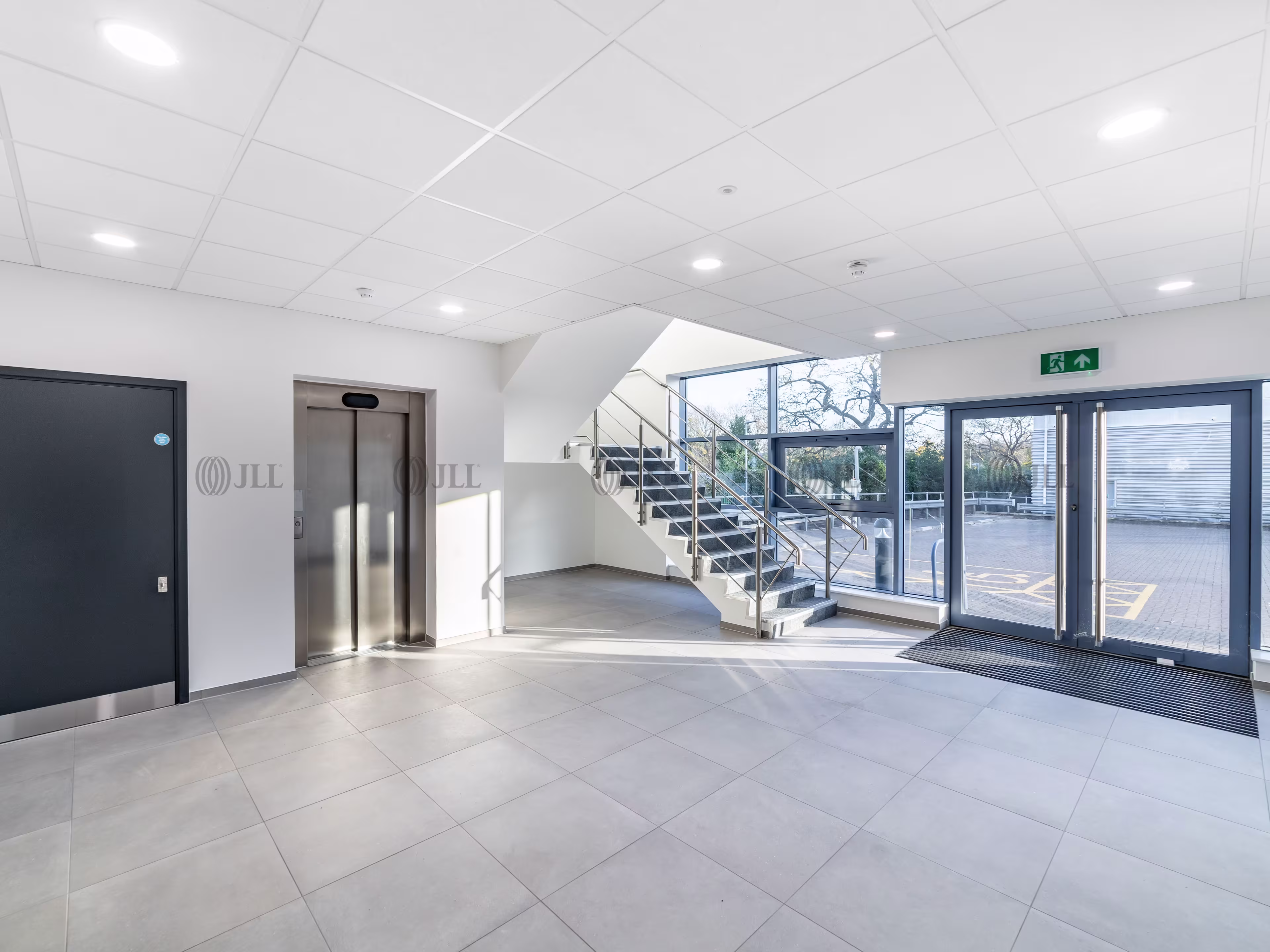 Unit 4, Quadrant Park