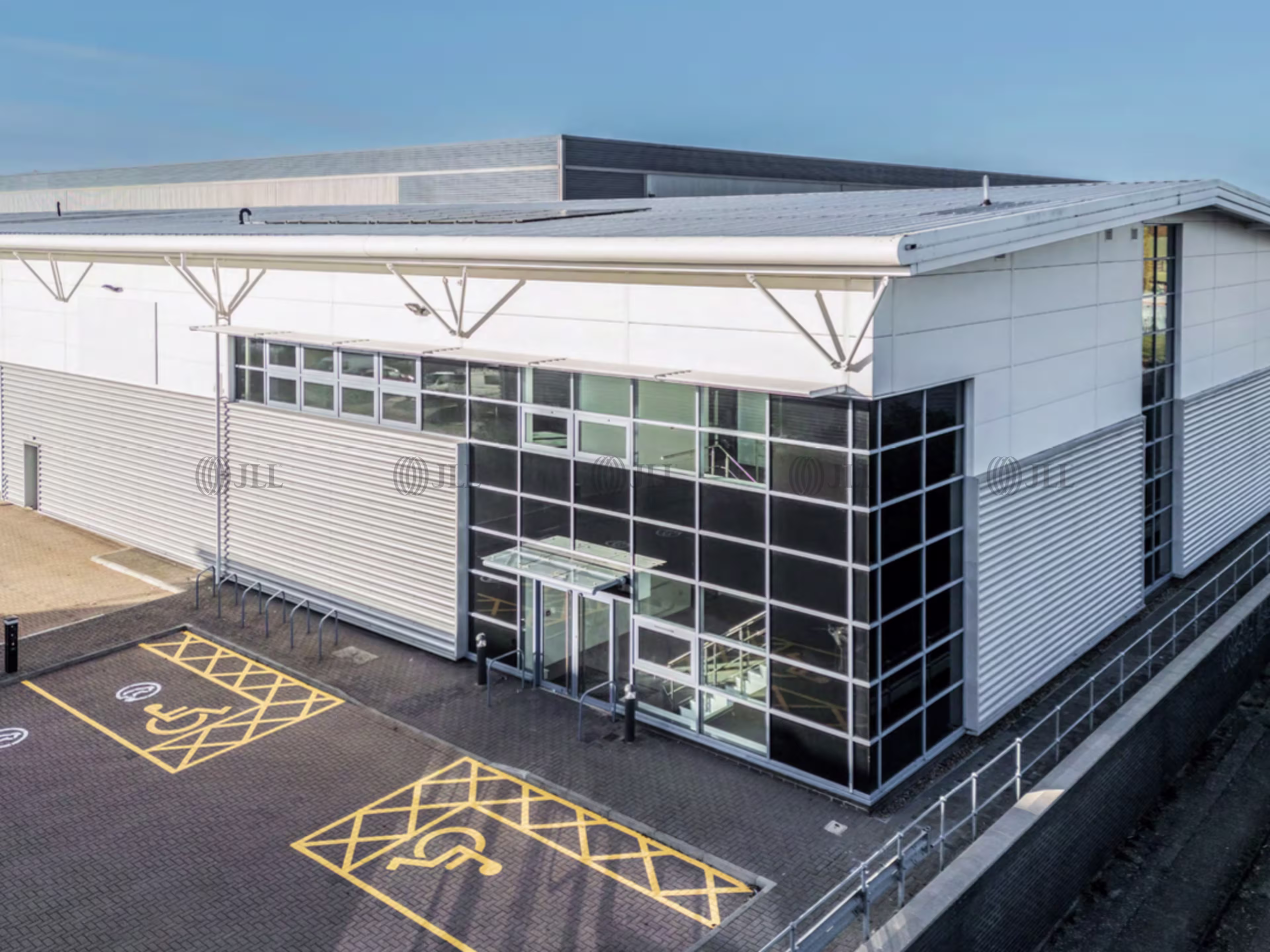 Unit 4, Quadrant Park