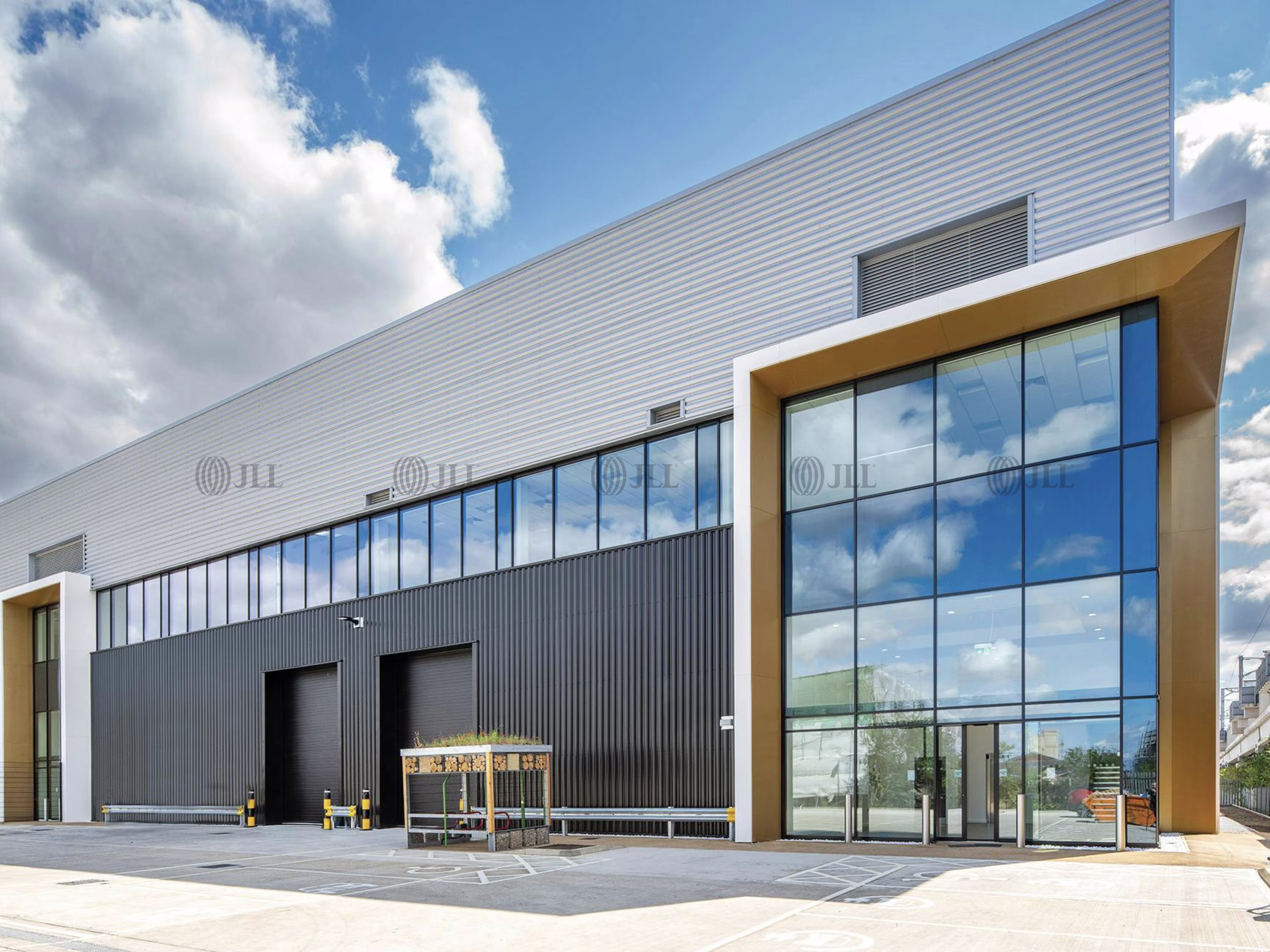 Unit 3, Boxyard Hayes