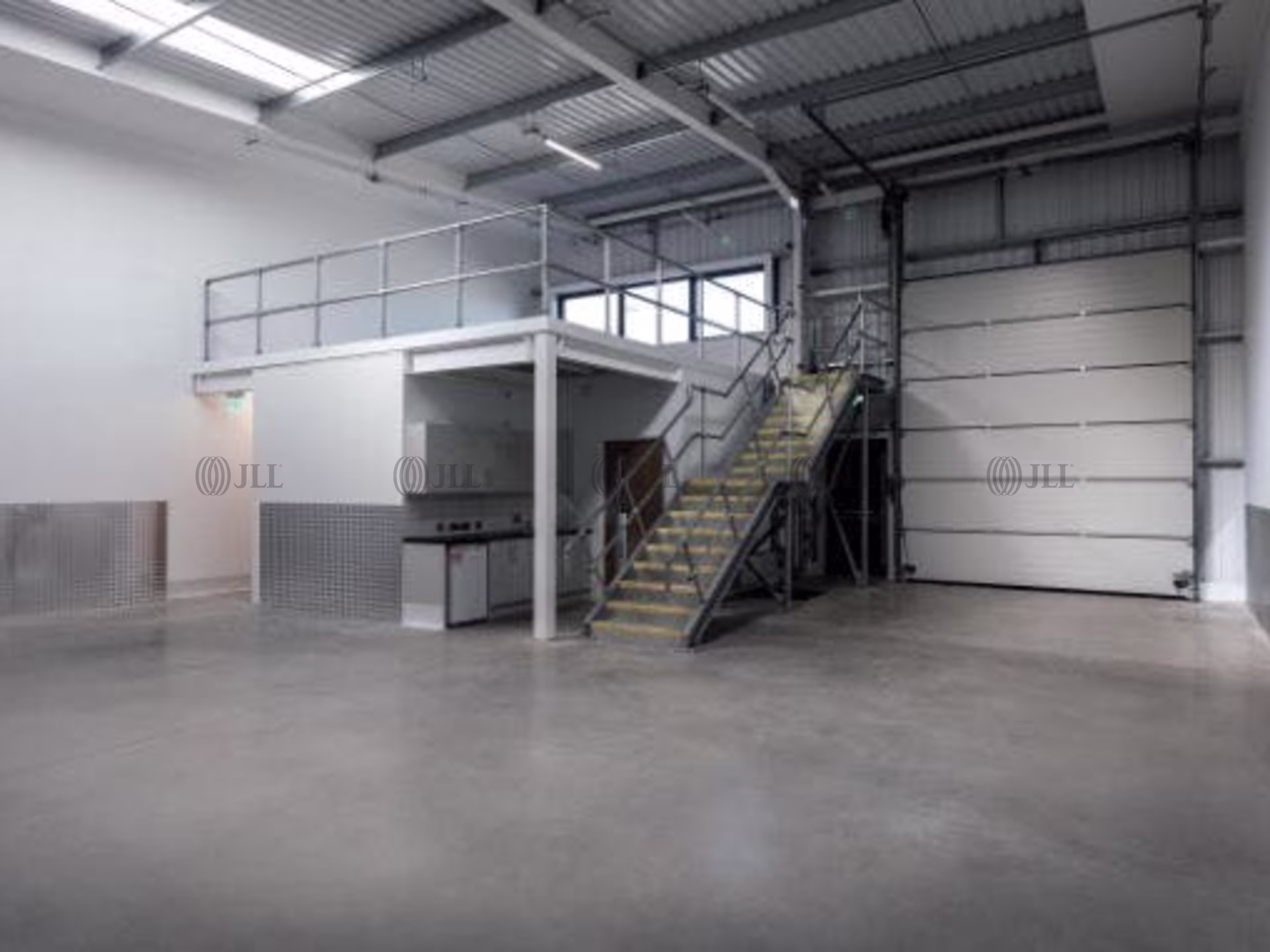694 Stirling Road (Unit 6)