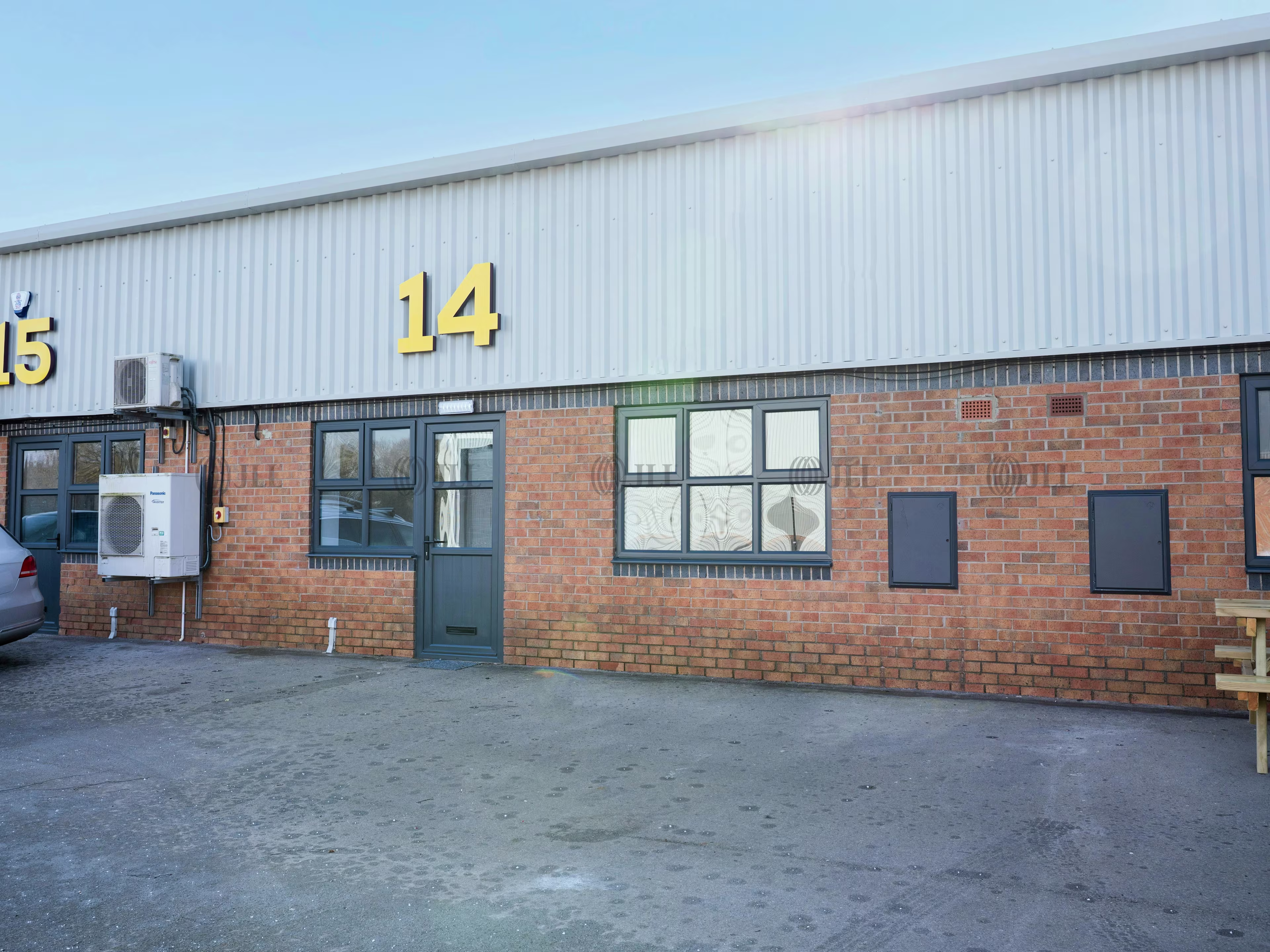 Unit 7 & 14, York North