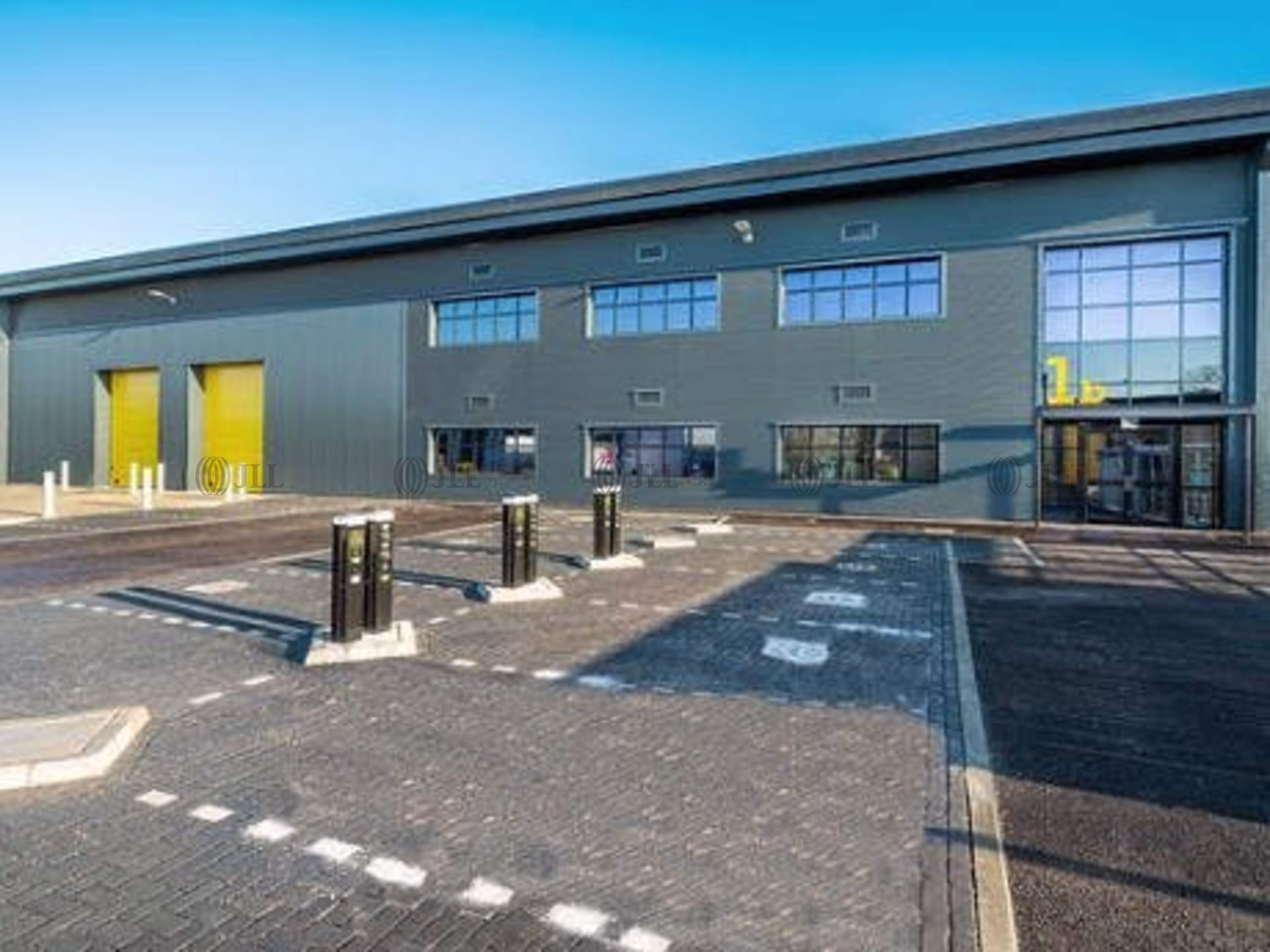 Unit 1B, Watchmoor Point