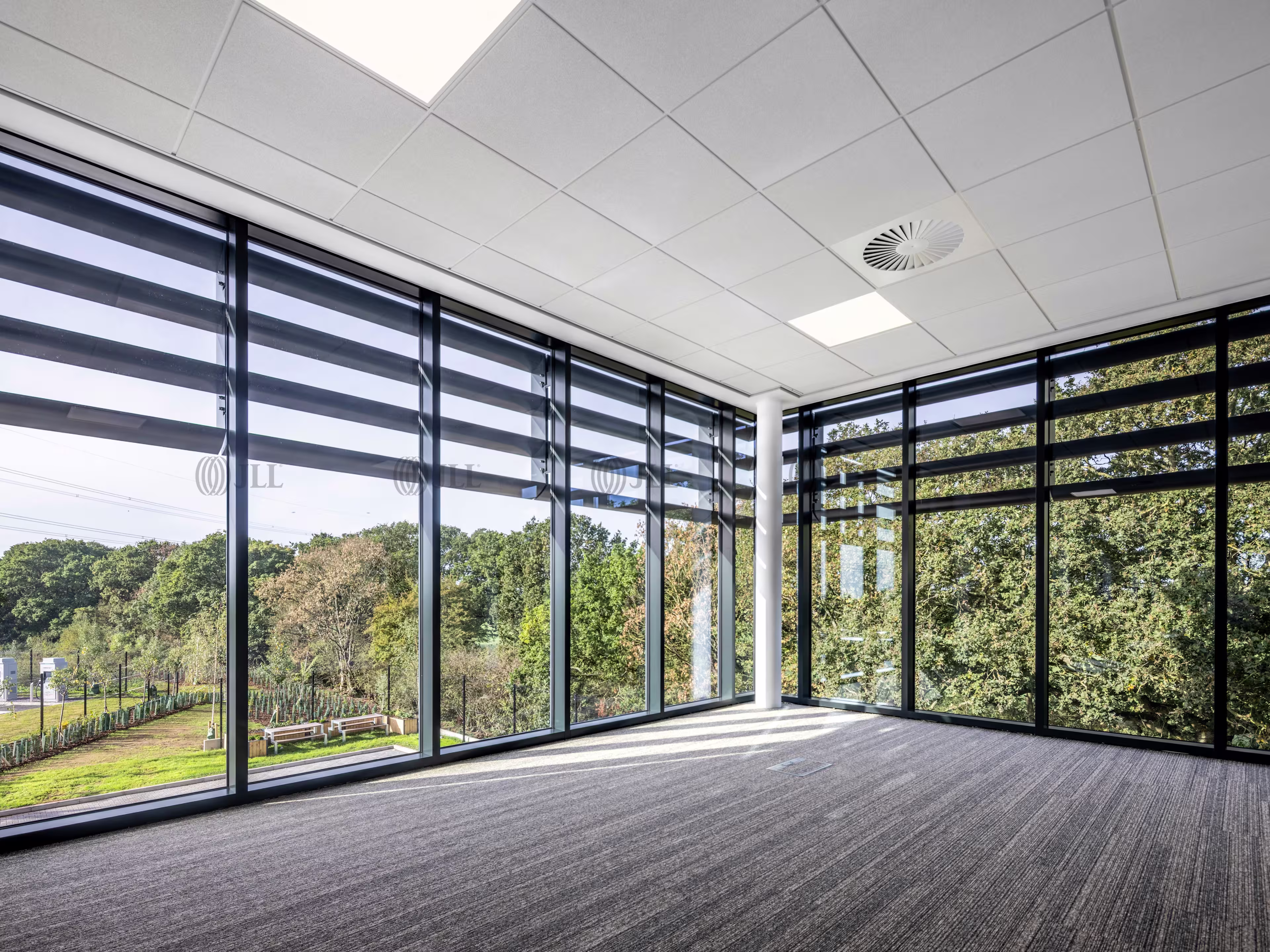 Axis 5 @ Lichfield South