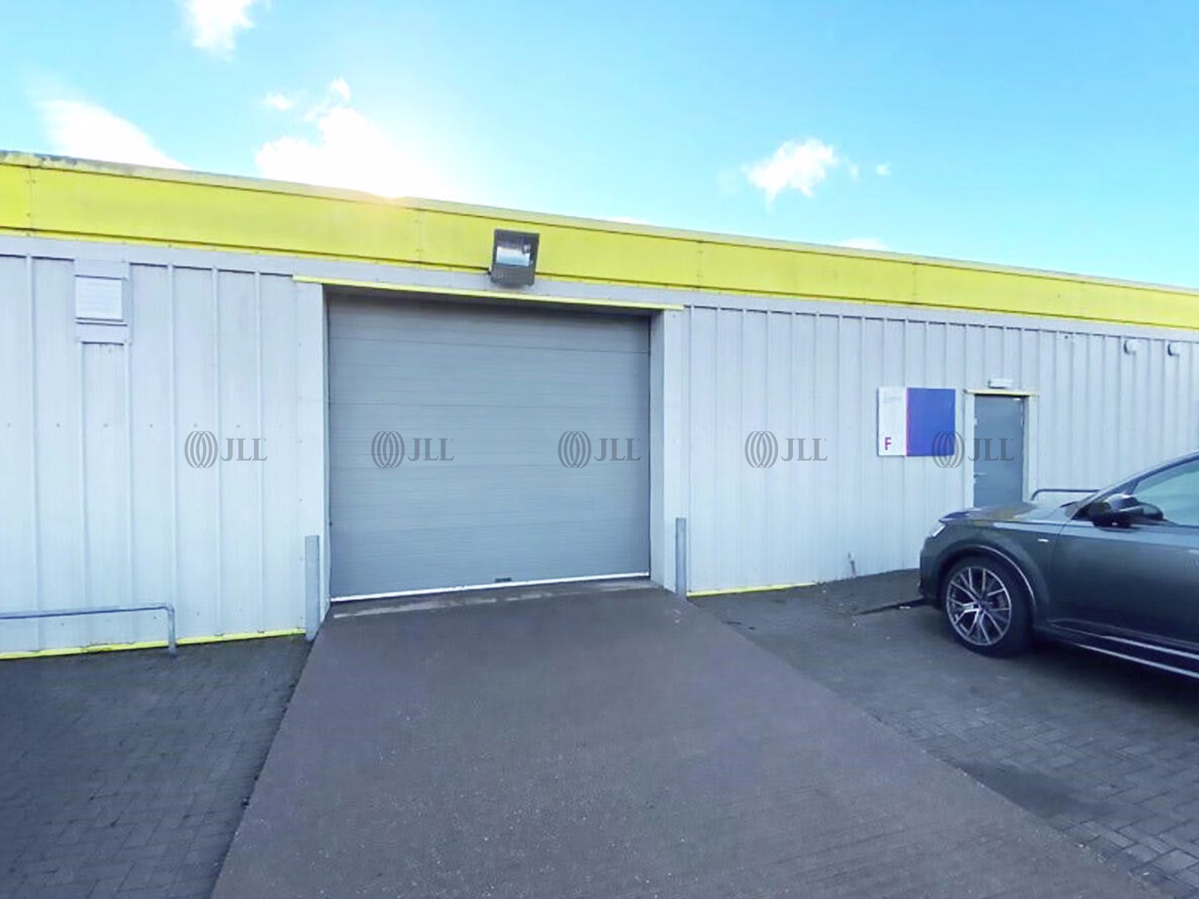 Unit F, Lochlands Industrial Estate