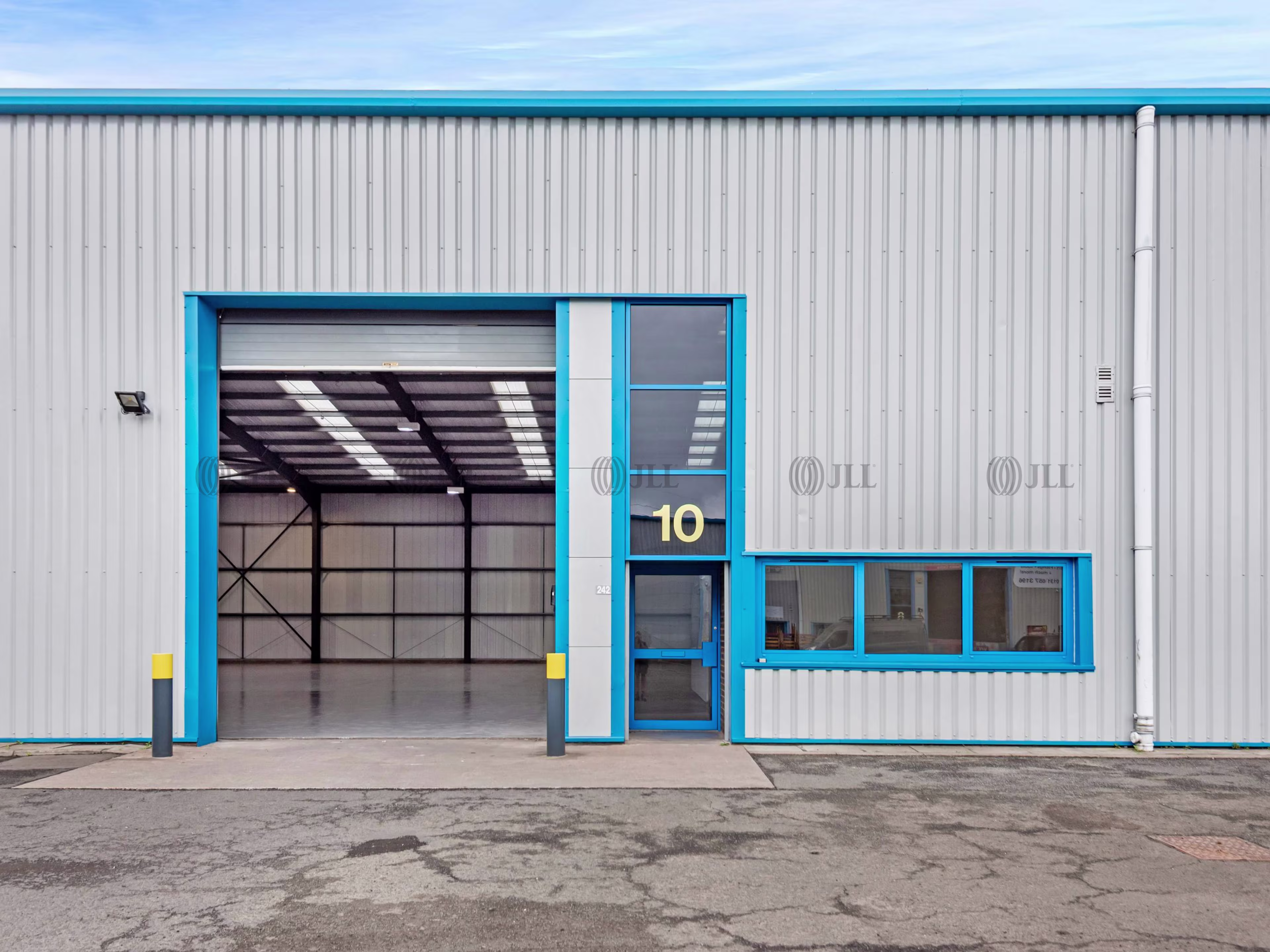 Unit 10-11, A1 Industrial Estate