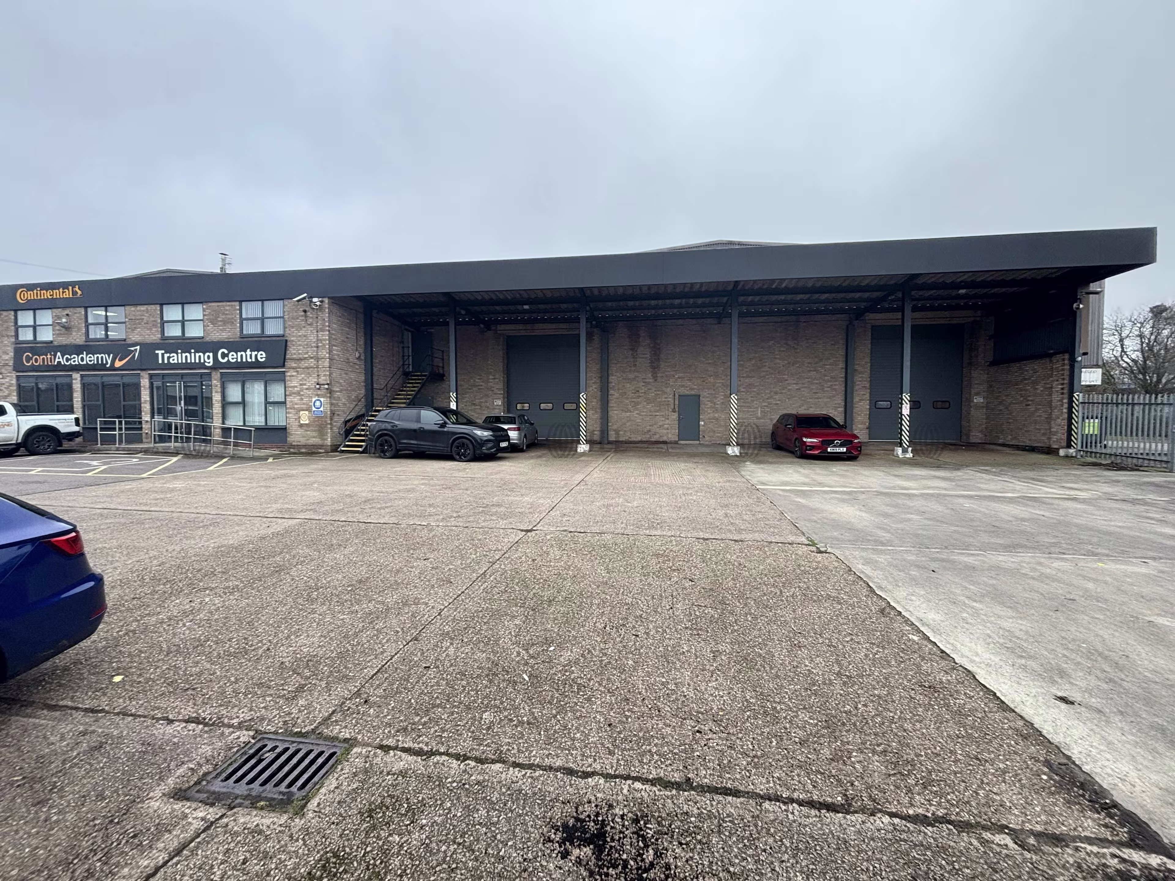 Unit 1, Bilton Way