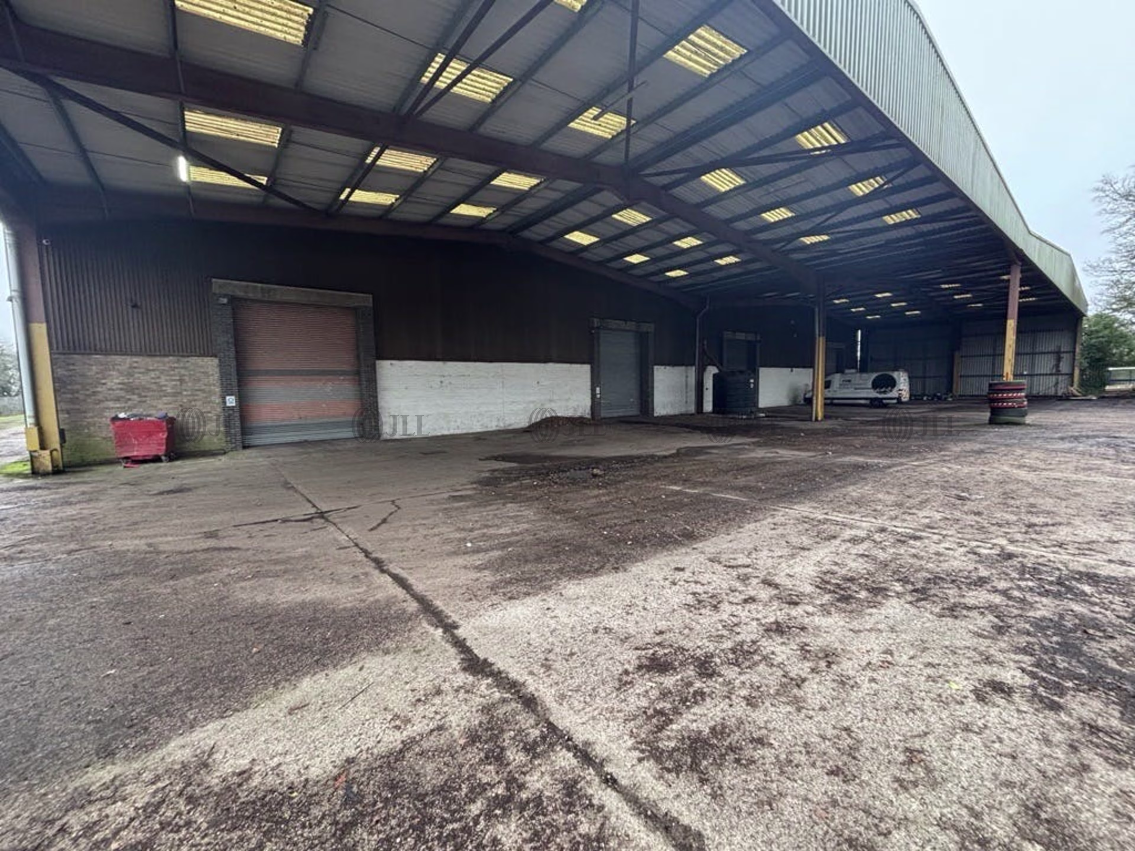 Unit 1, Bilton Way