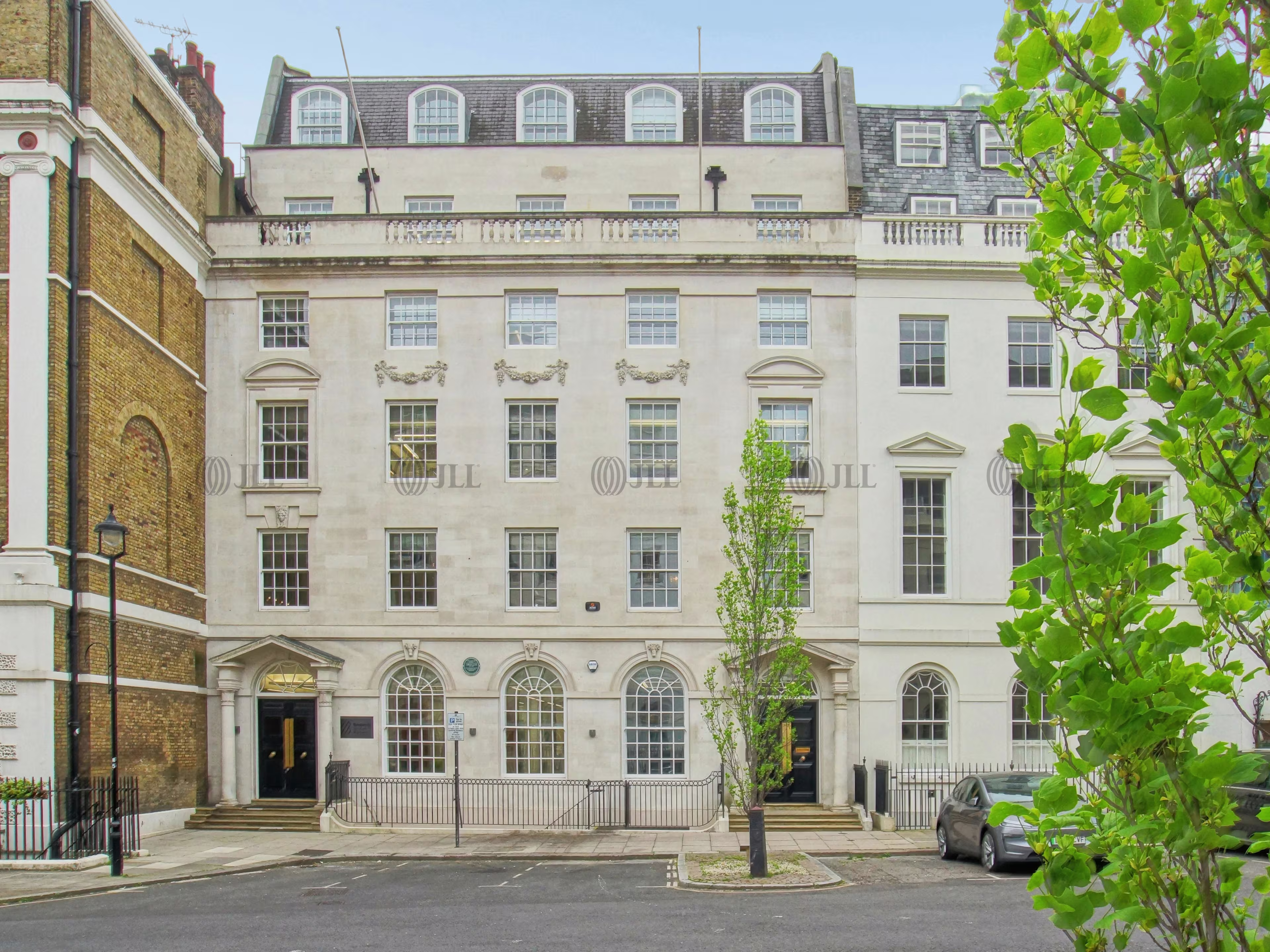 15 Stratford Place