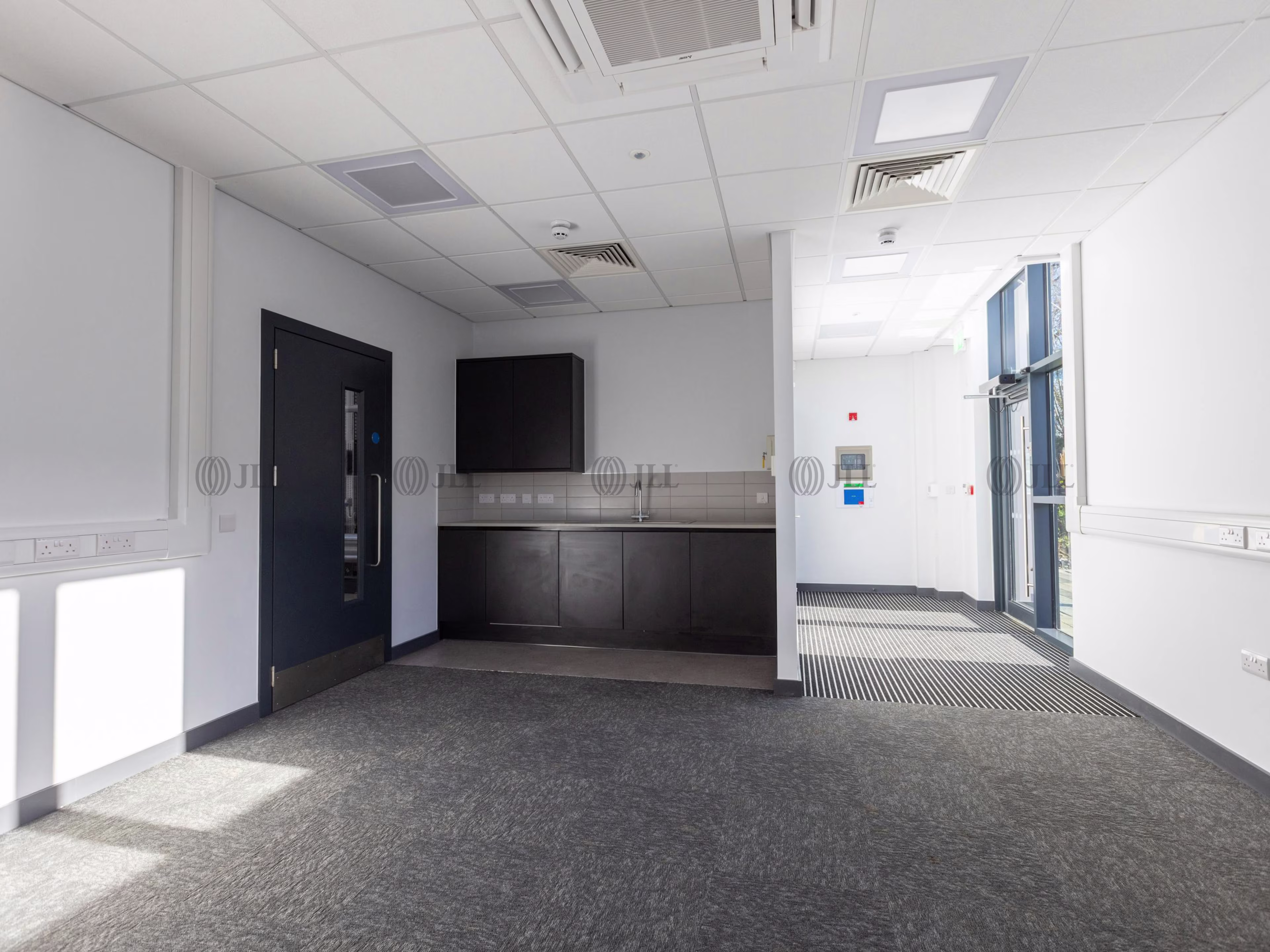 14B Indurent Park Gloucester