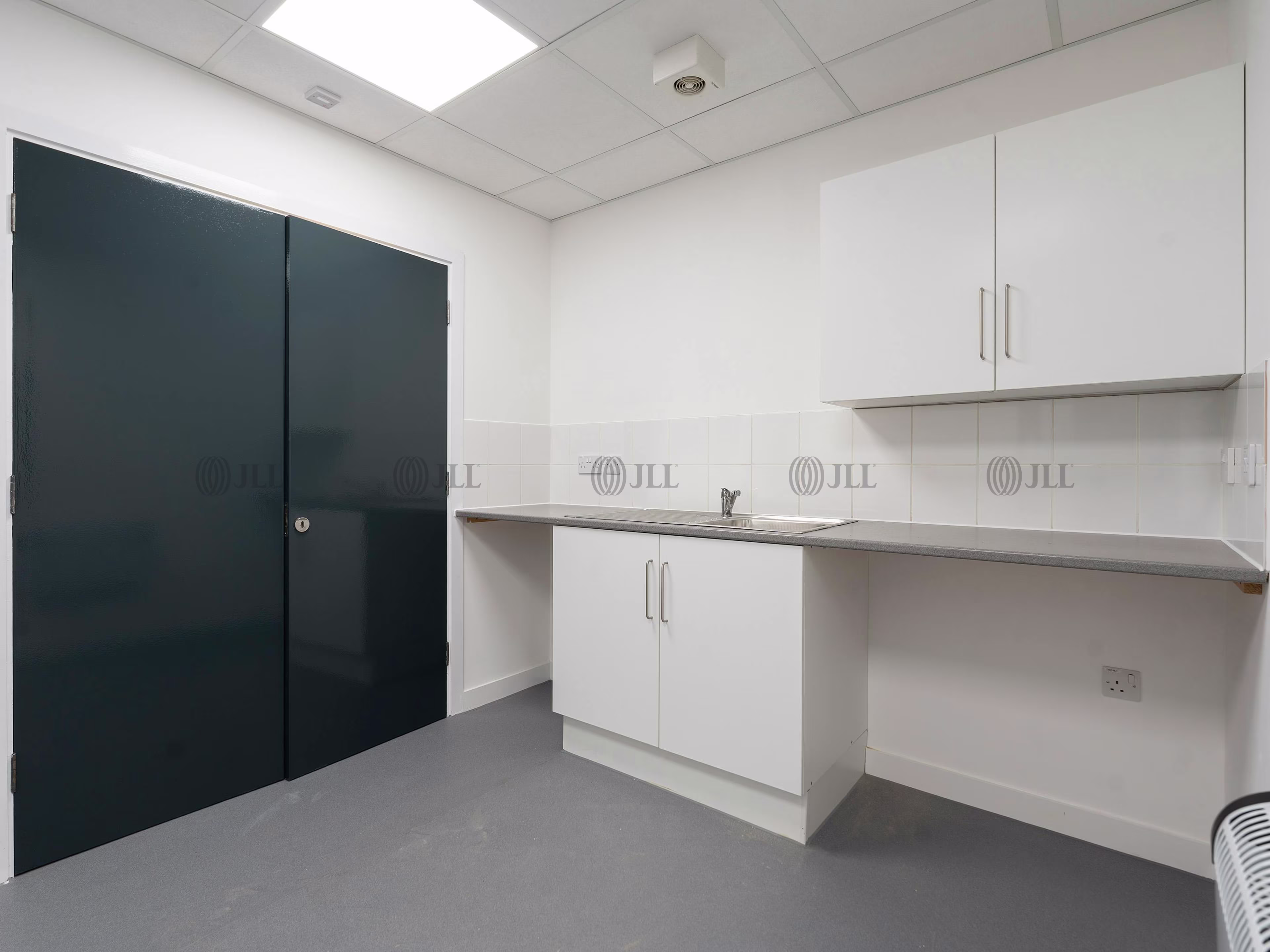 Unit 2, Trade City Bracknell