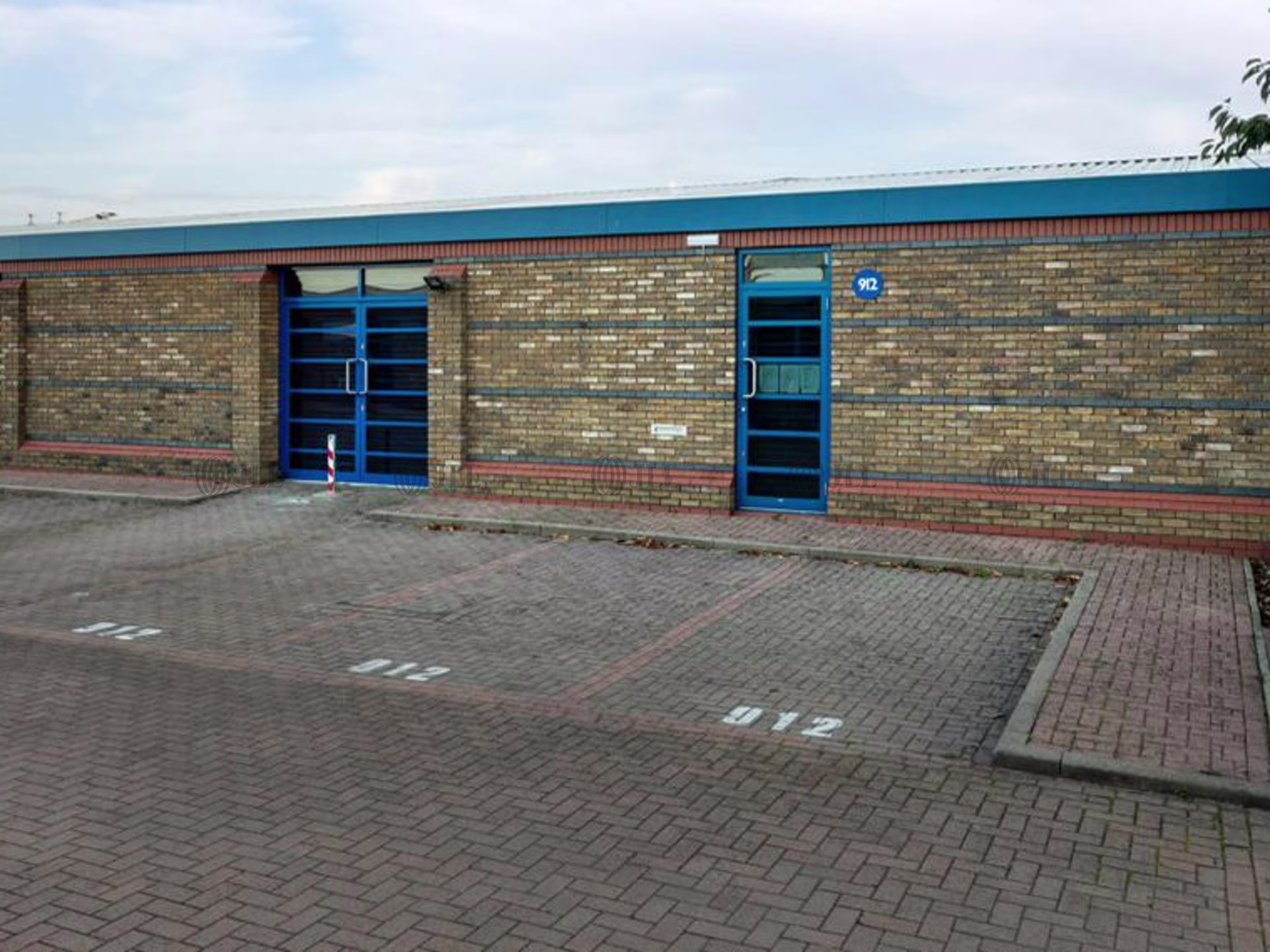 912 Yeovil Road