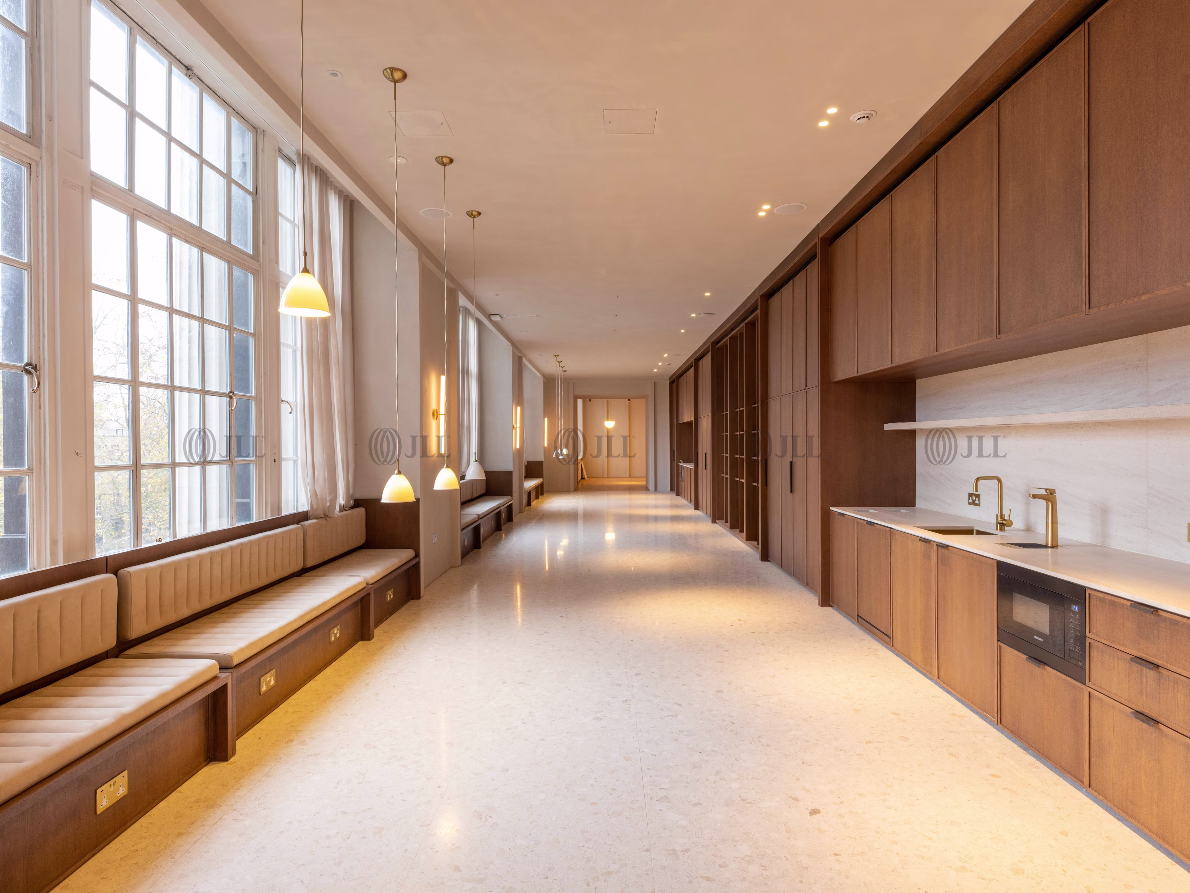 Victoria House - Labs