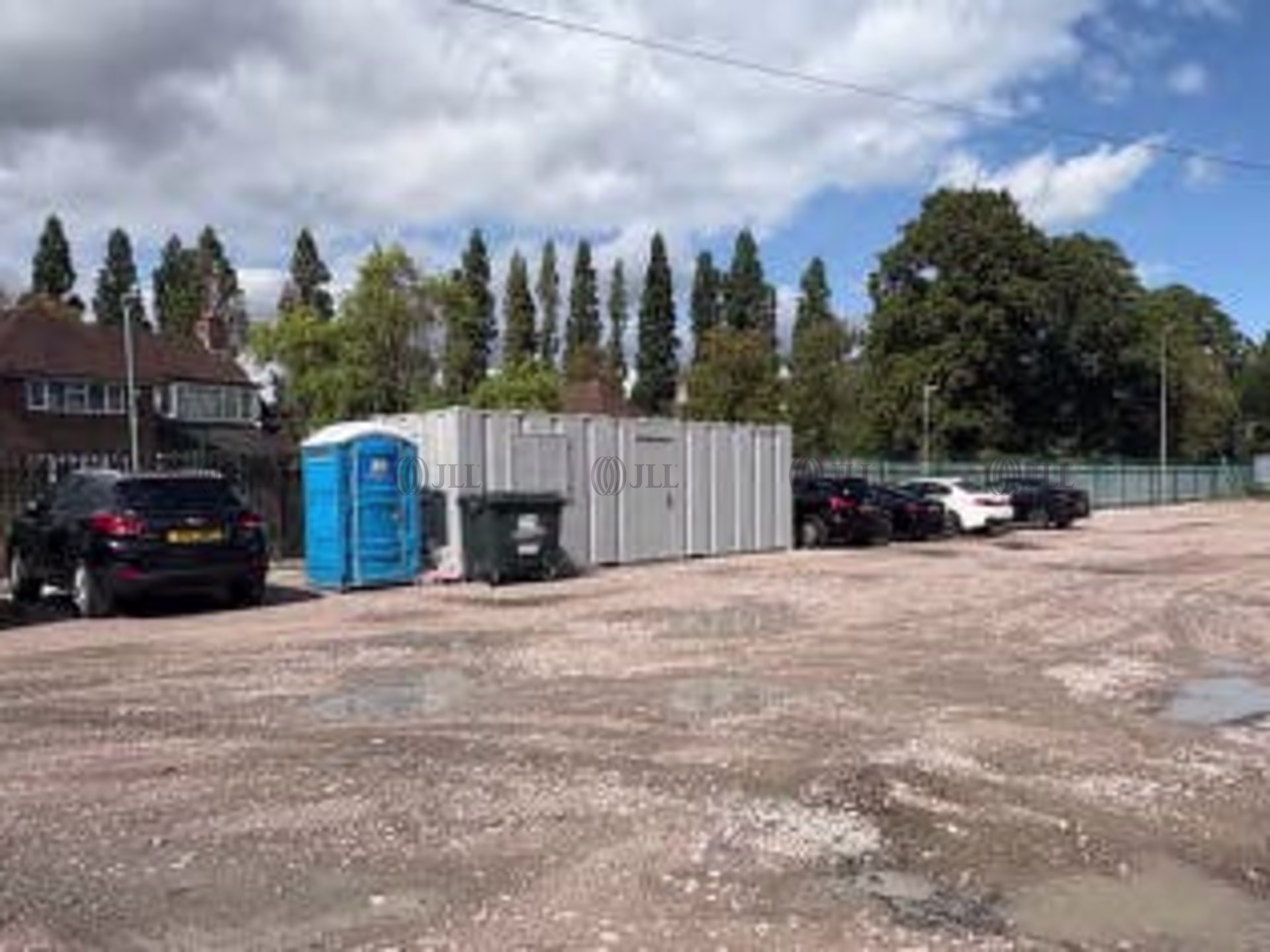 KGN Compound North, Western Avenue