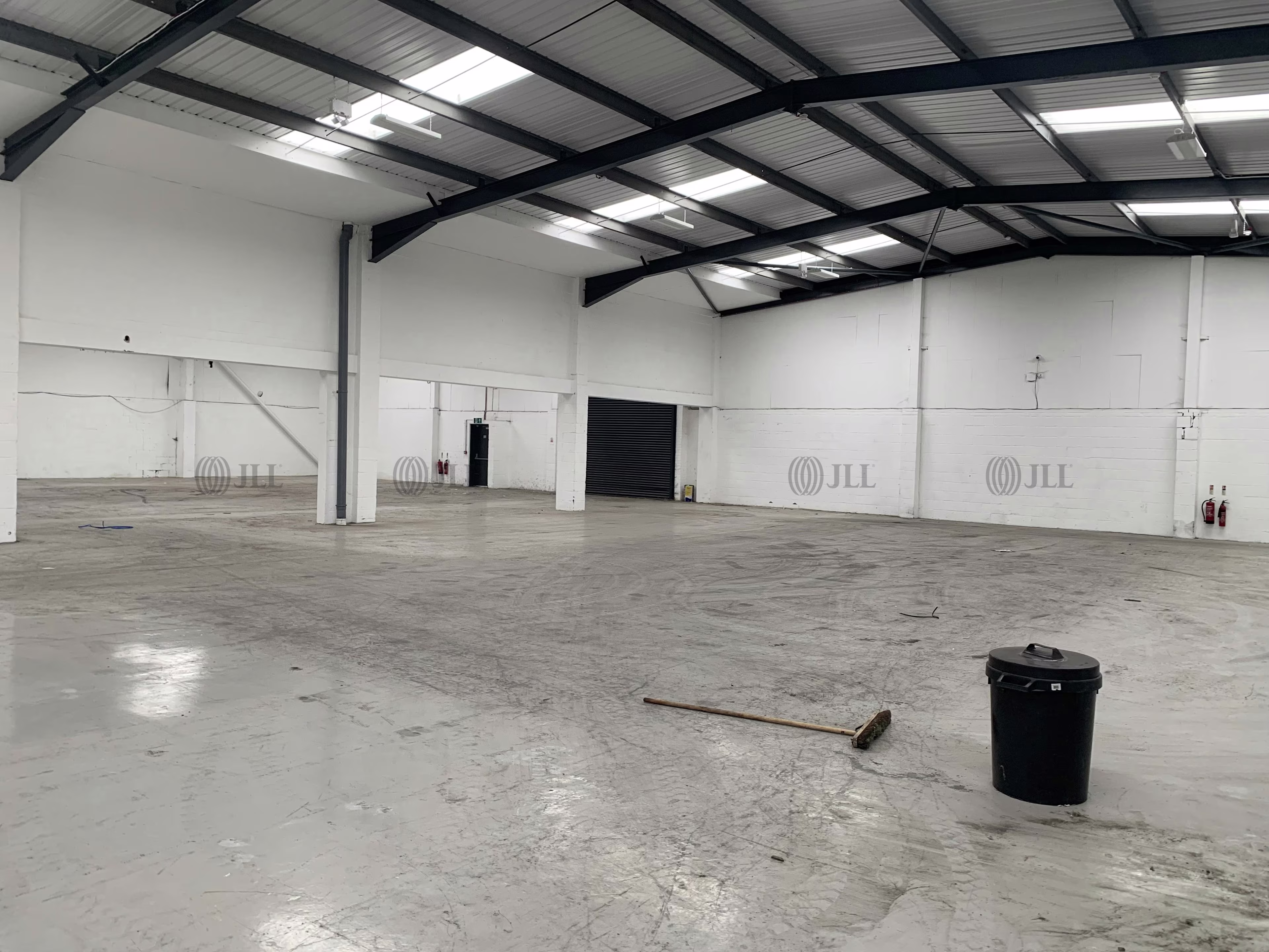 Units 2-3, Pasadena Trading Estate