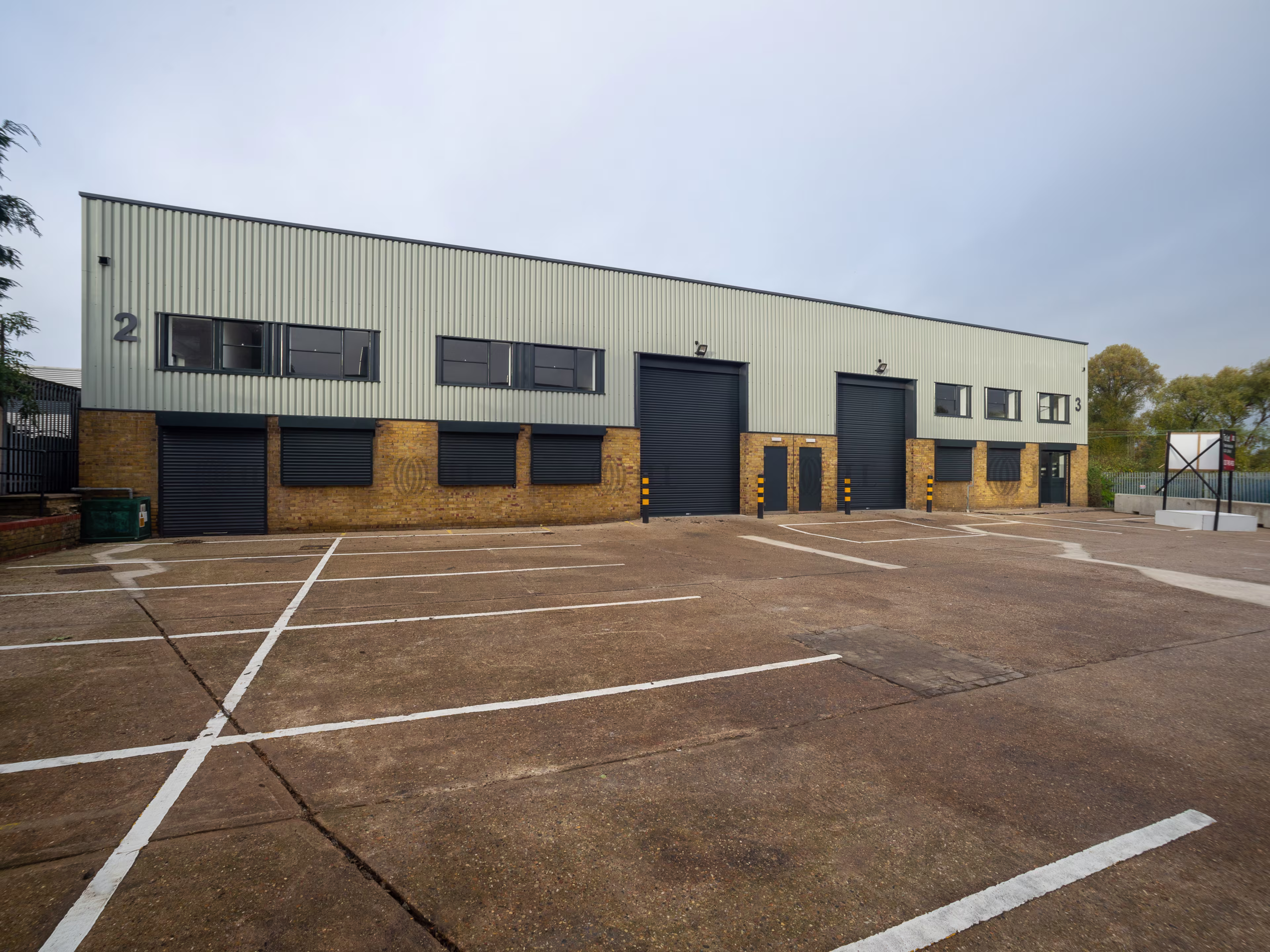 Units 2-3, Pasadena Trading Estate