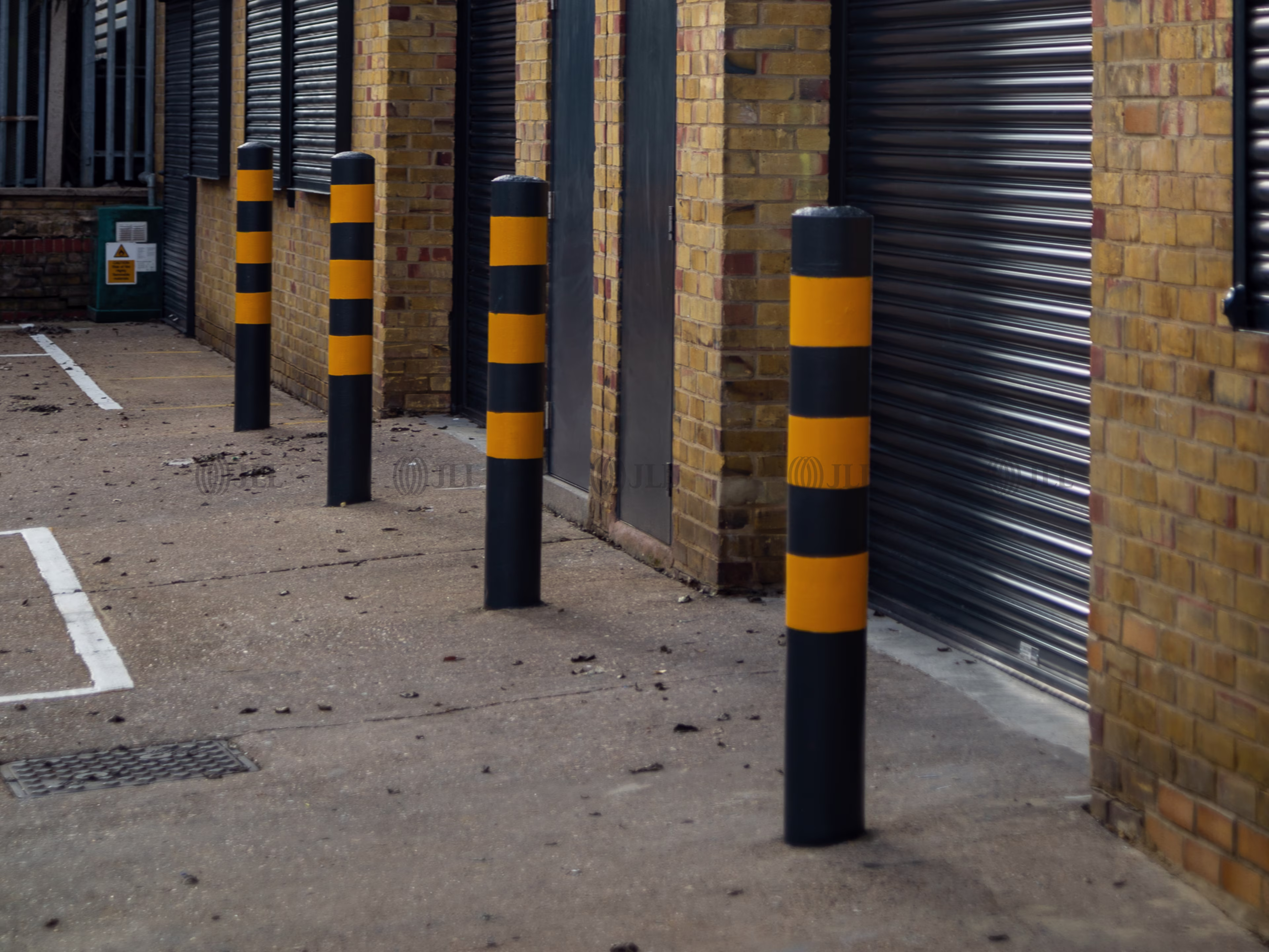 Units 2-3, Pasadena Trading Estate