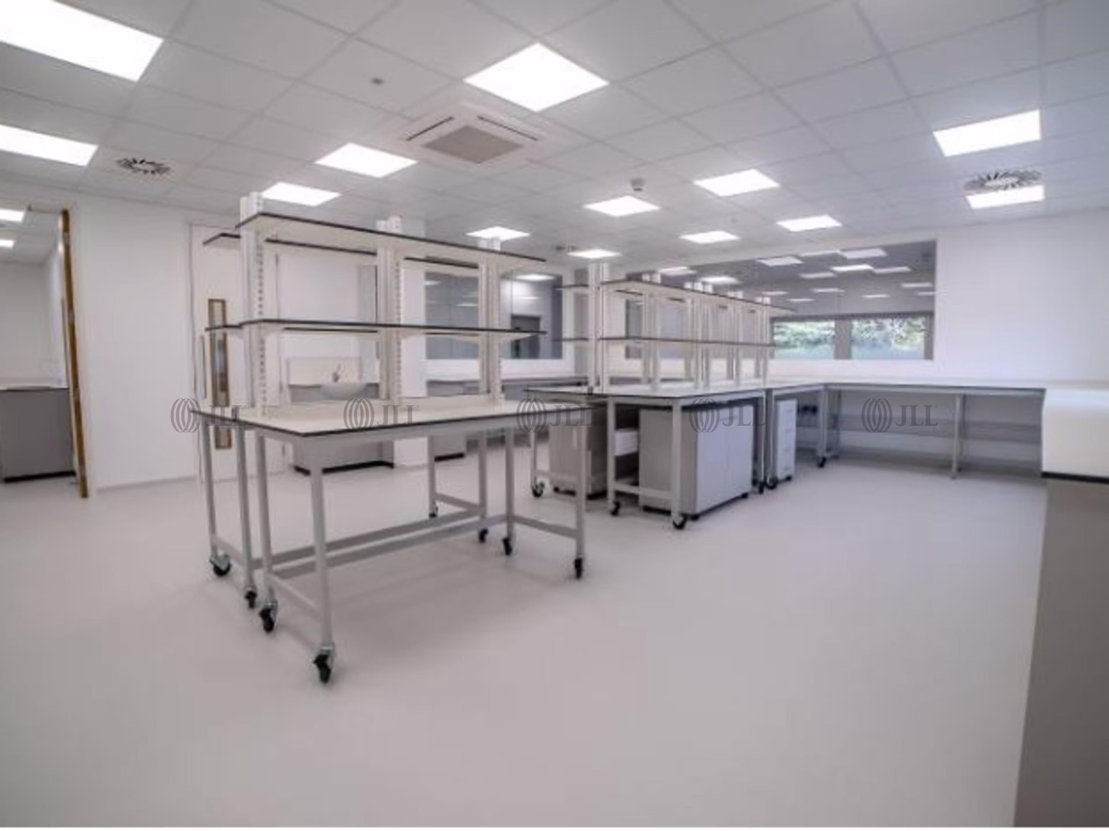 9400 Oxford Business Park