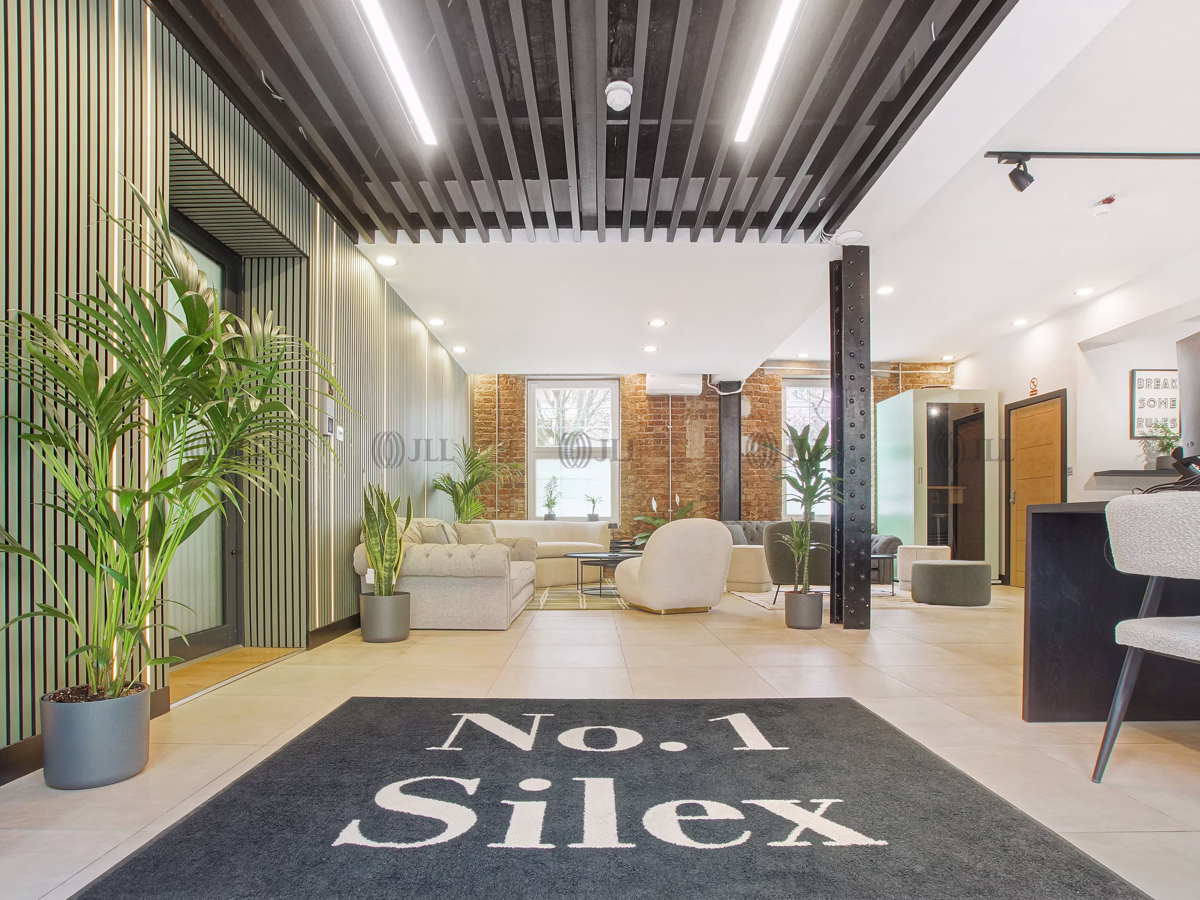 1-2 Silex Street
