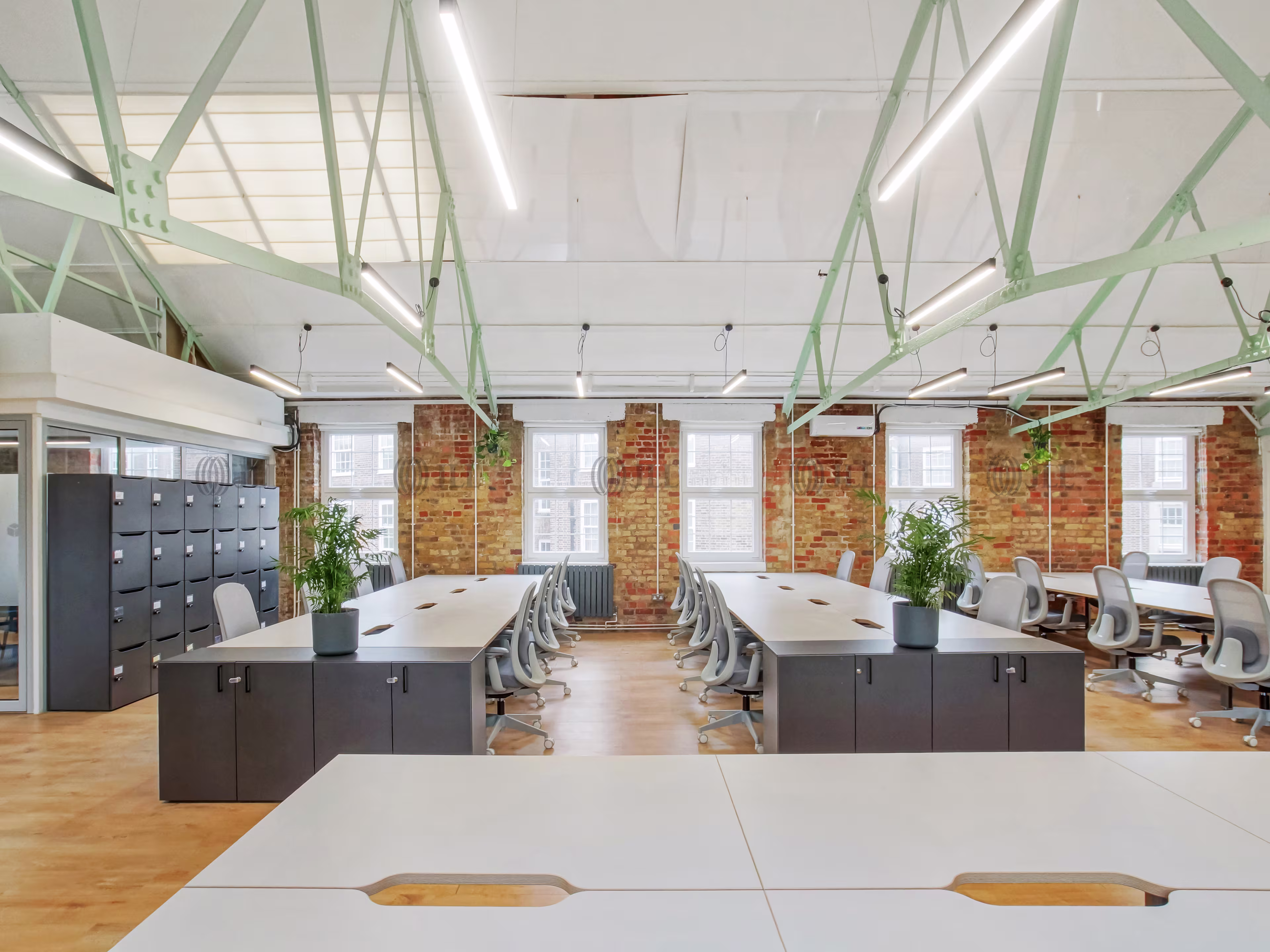 1-2 Silex Street
