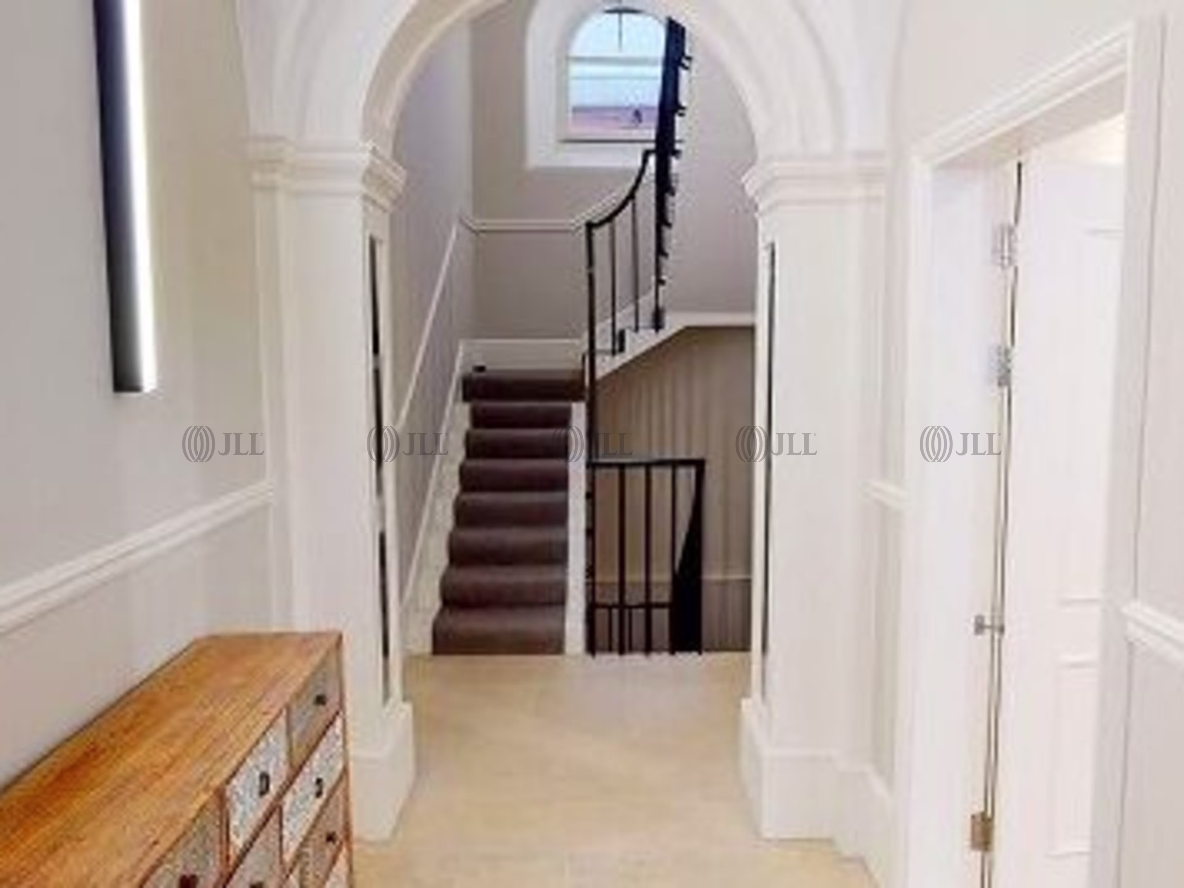 3 Chandos Street