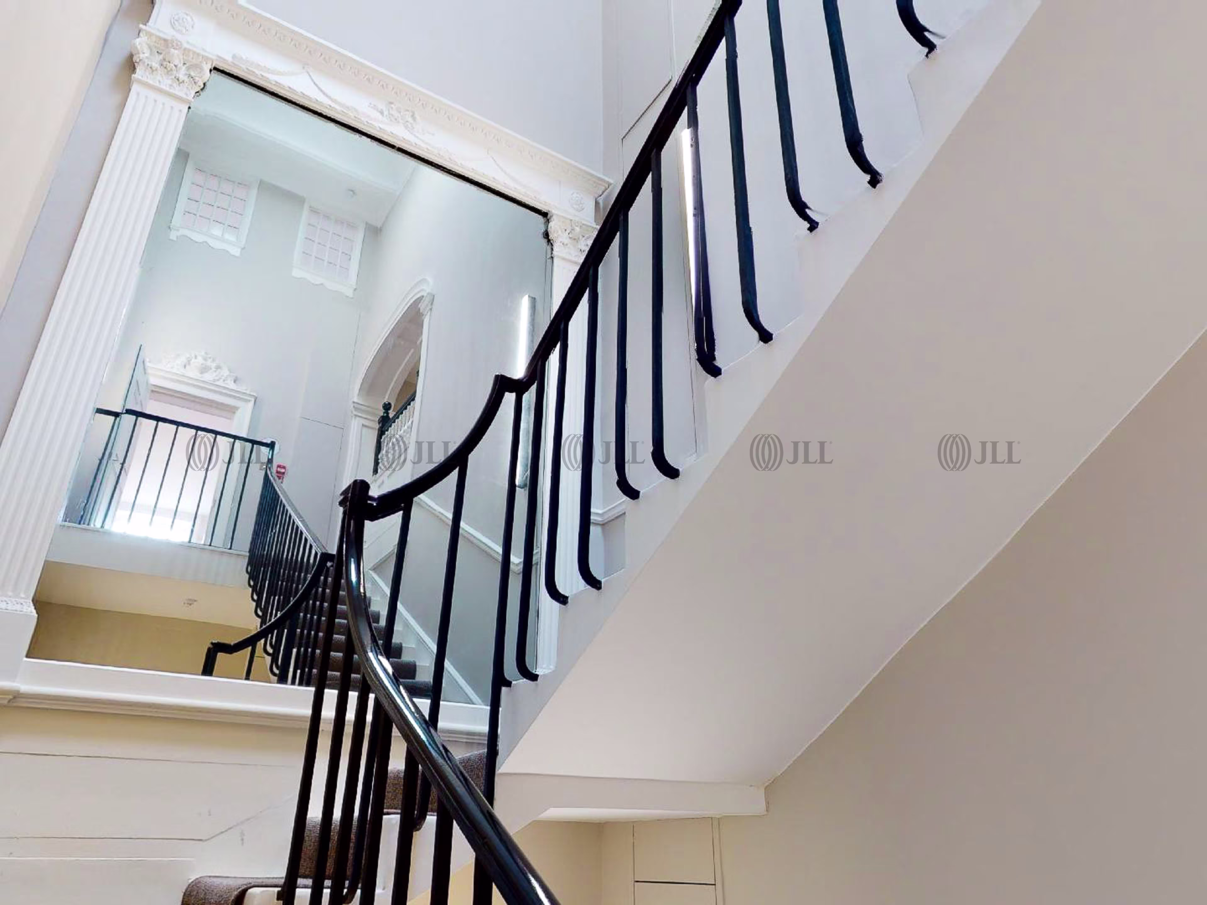 3 Chandos Street