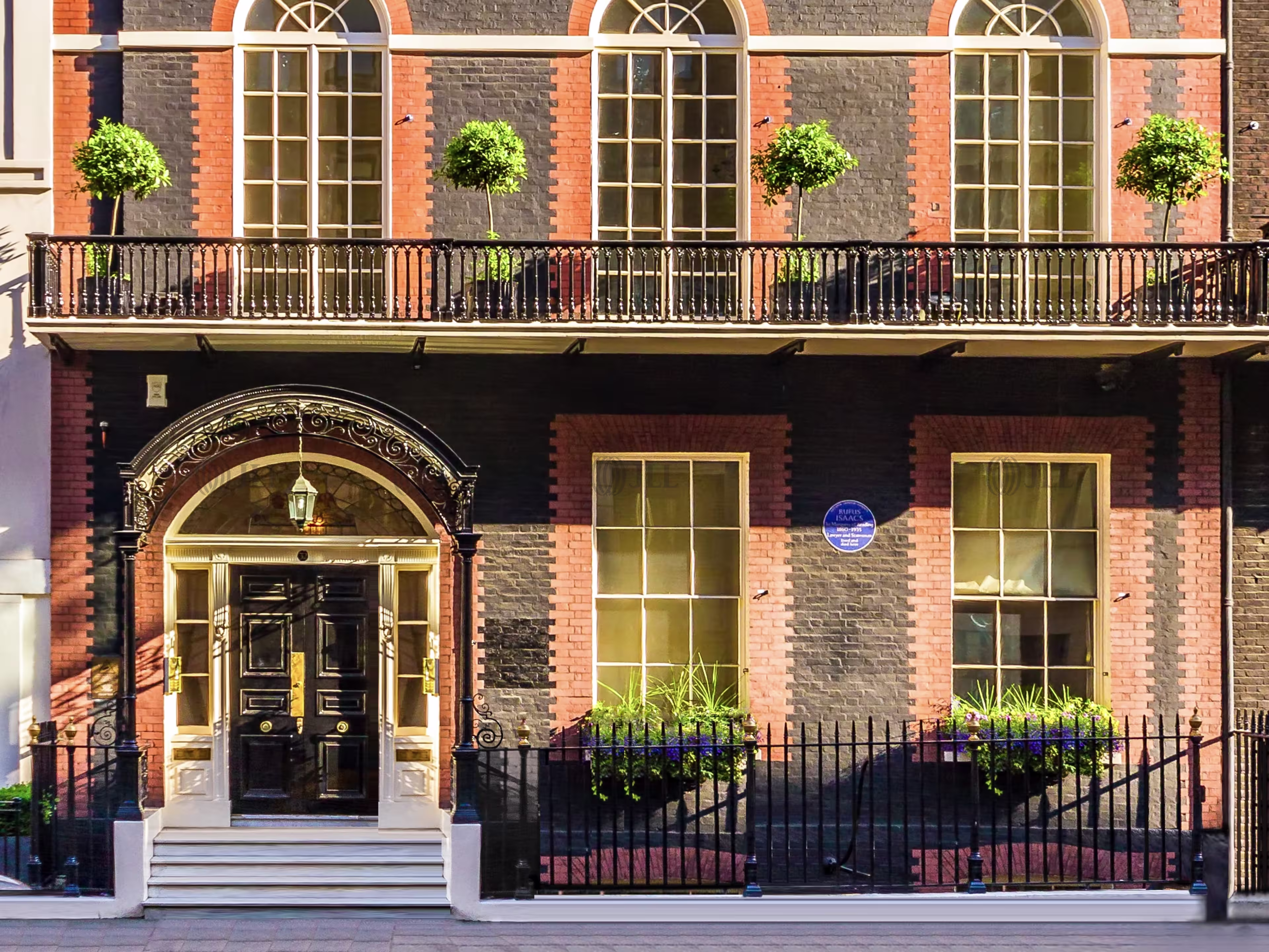 32 Curzon Street