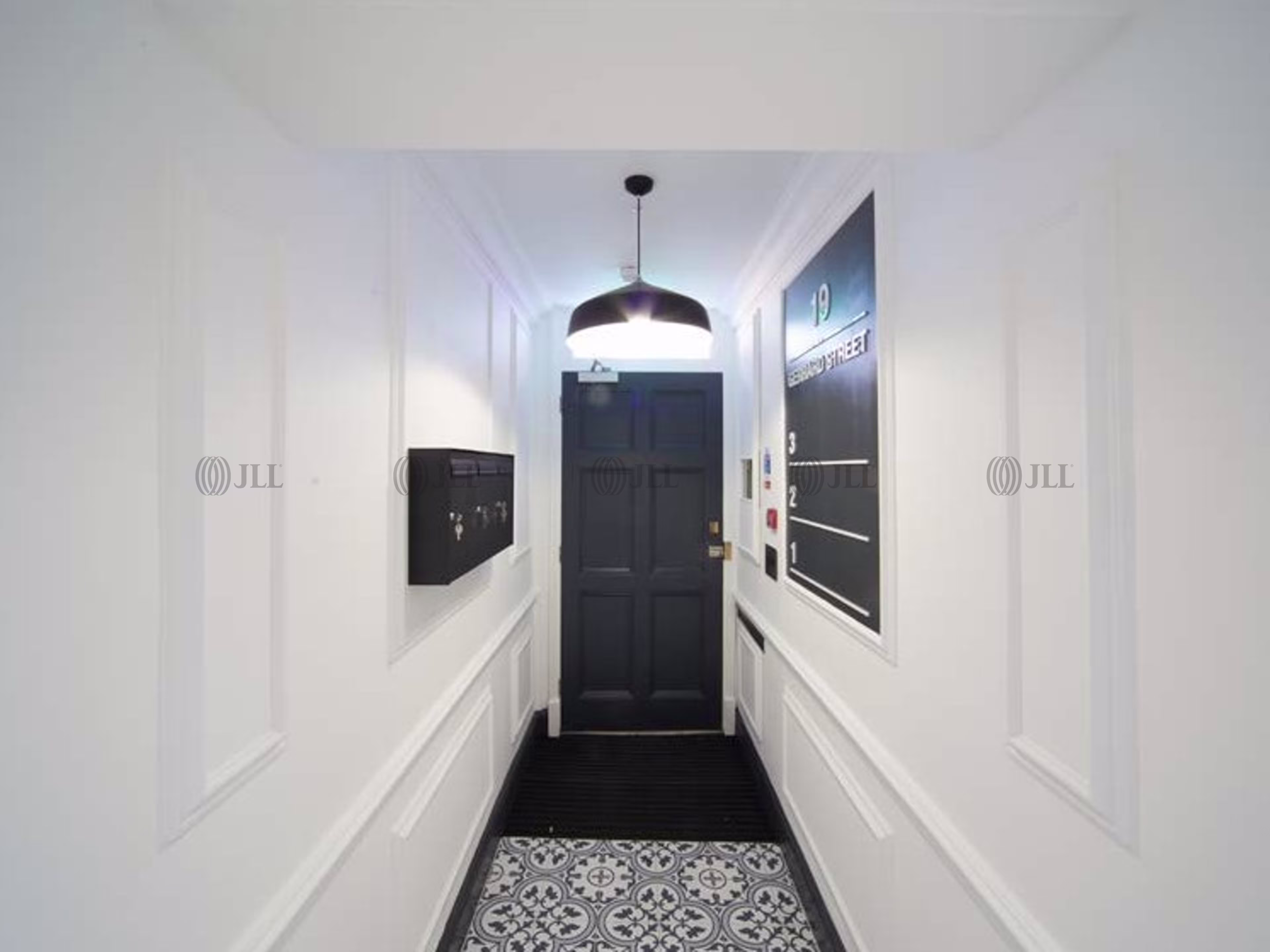 19 Gerrard Street