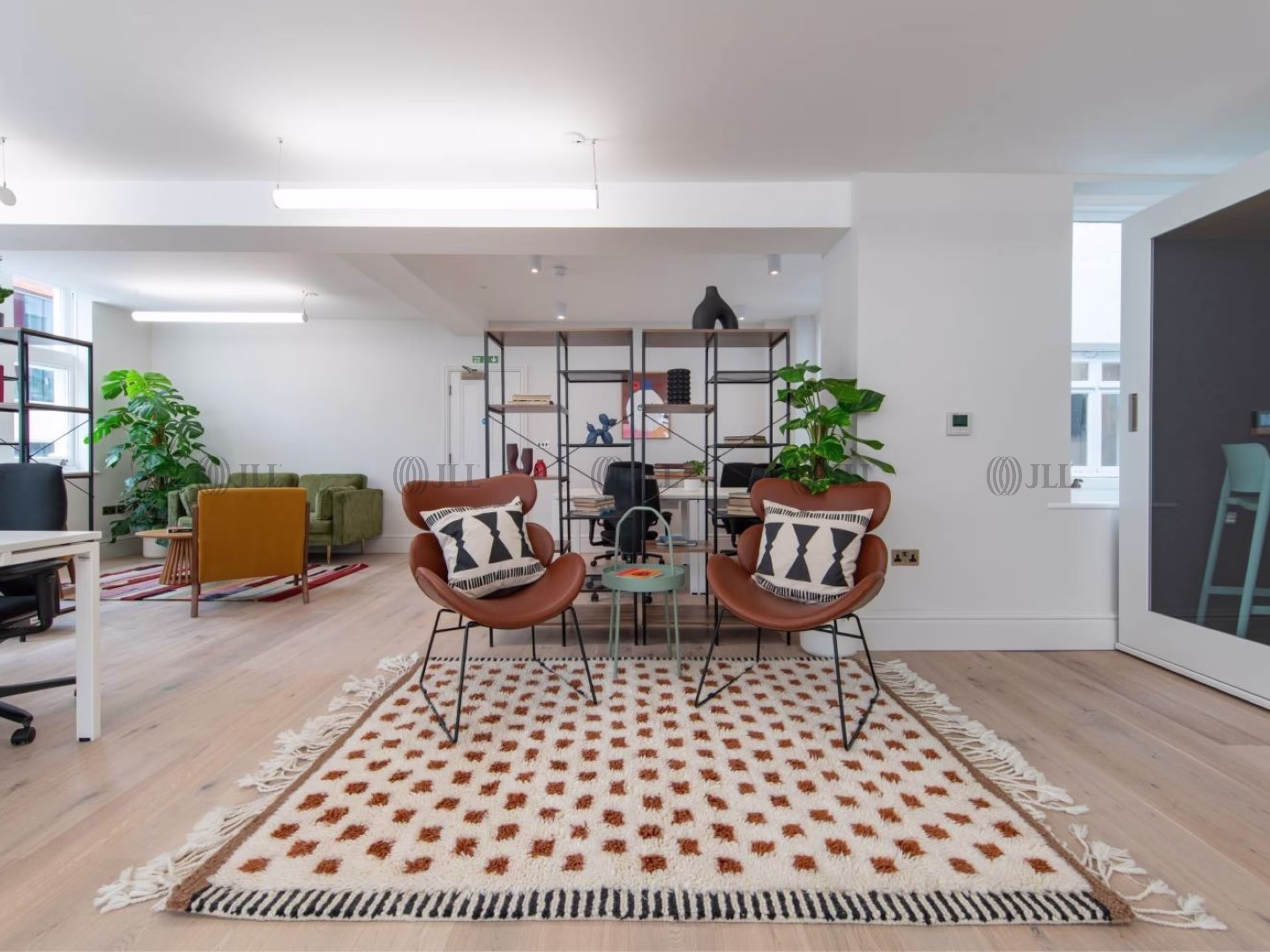 321 Oxford Street