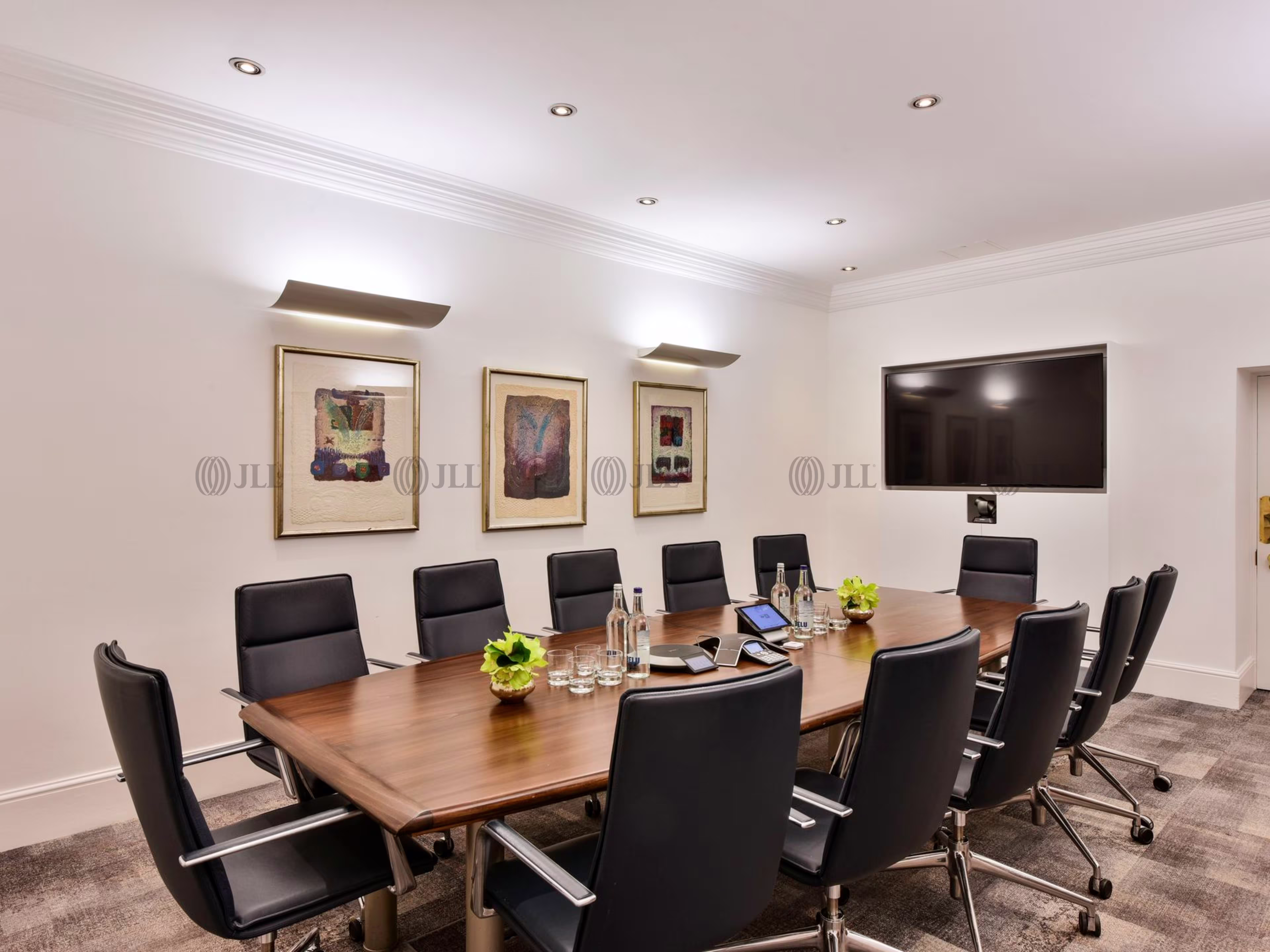 17 Cavendish Square
