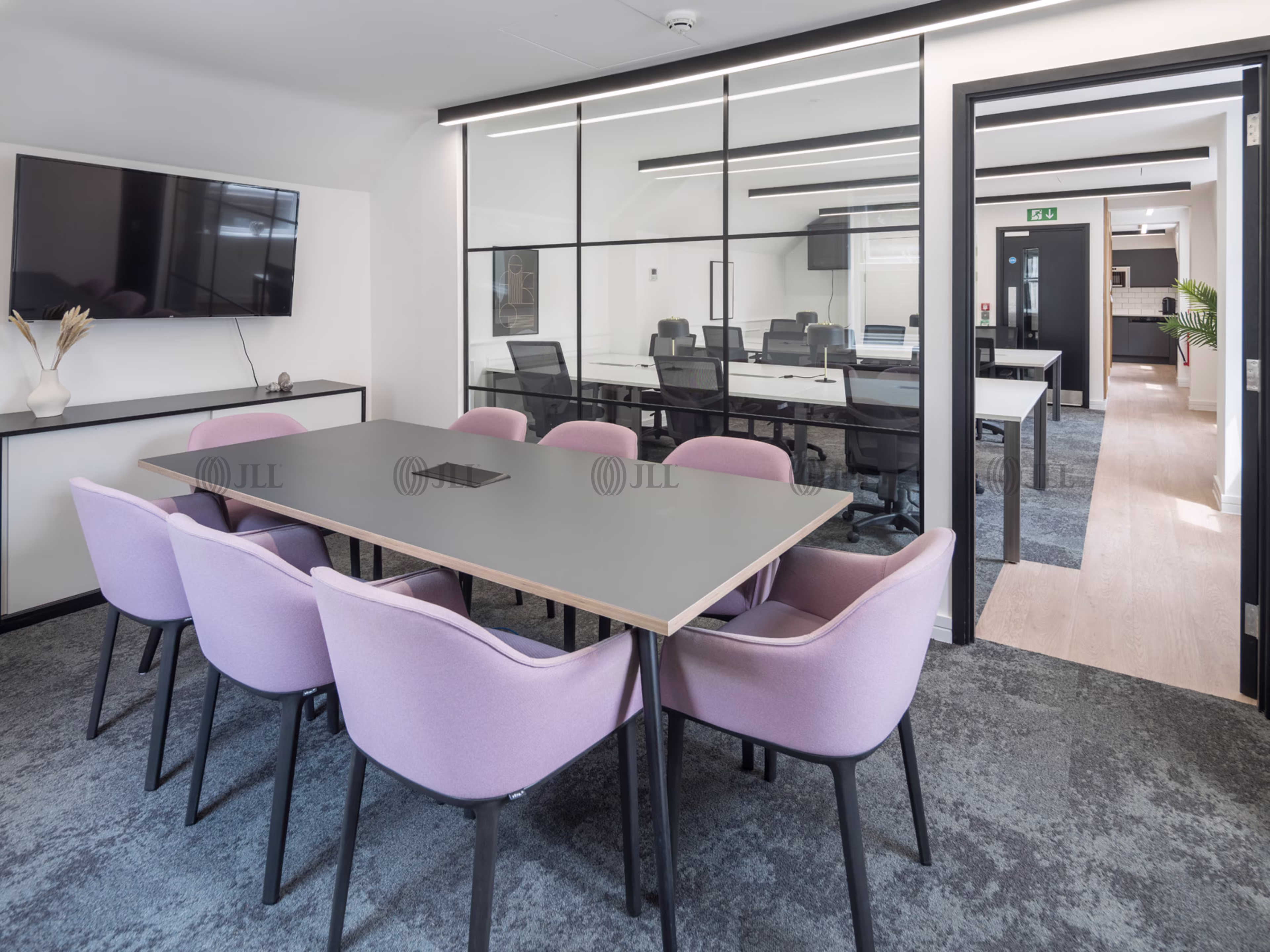11 Cursitor Street