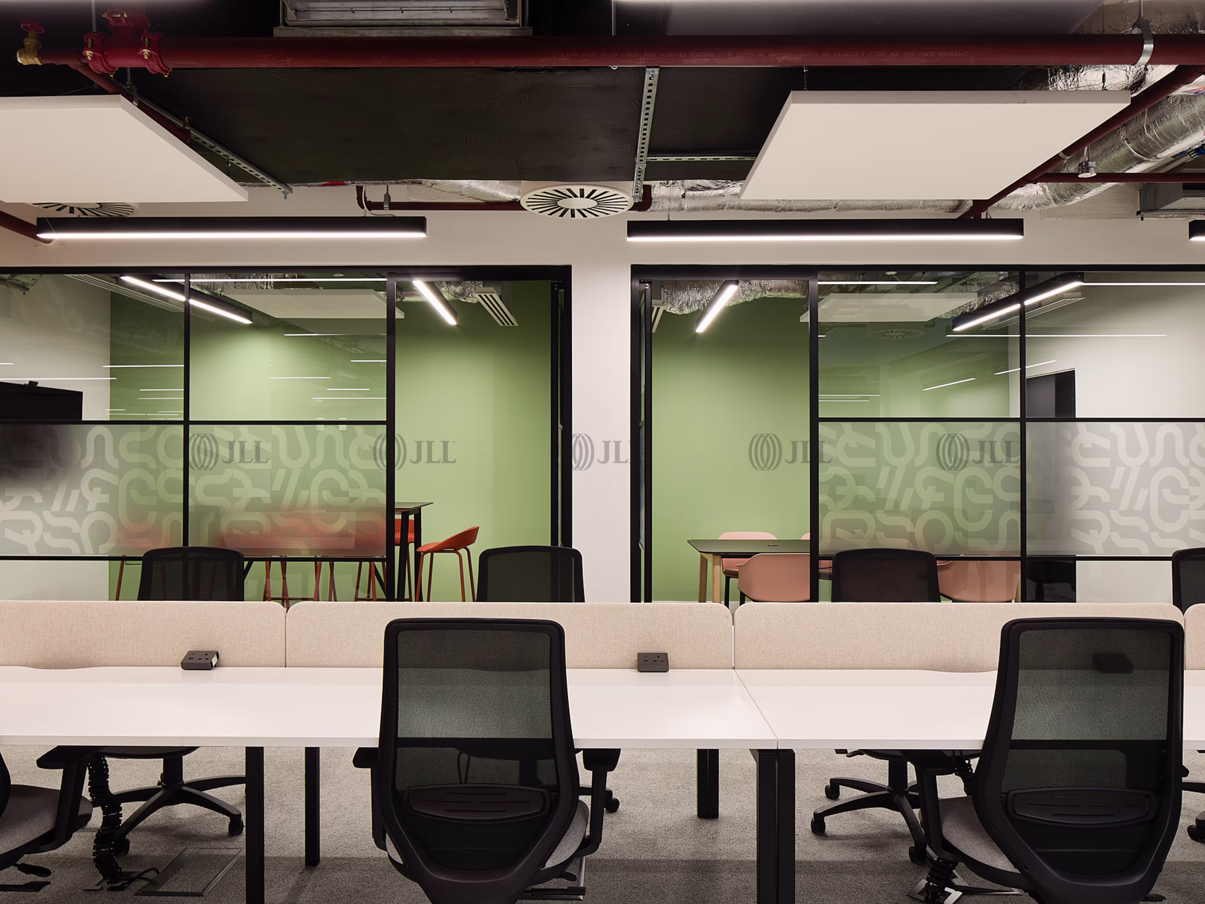 HubHub: Worship Square