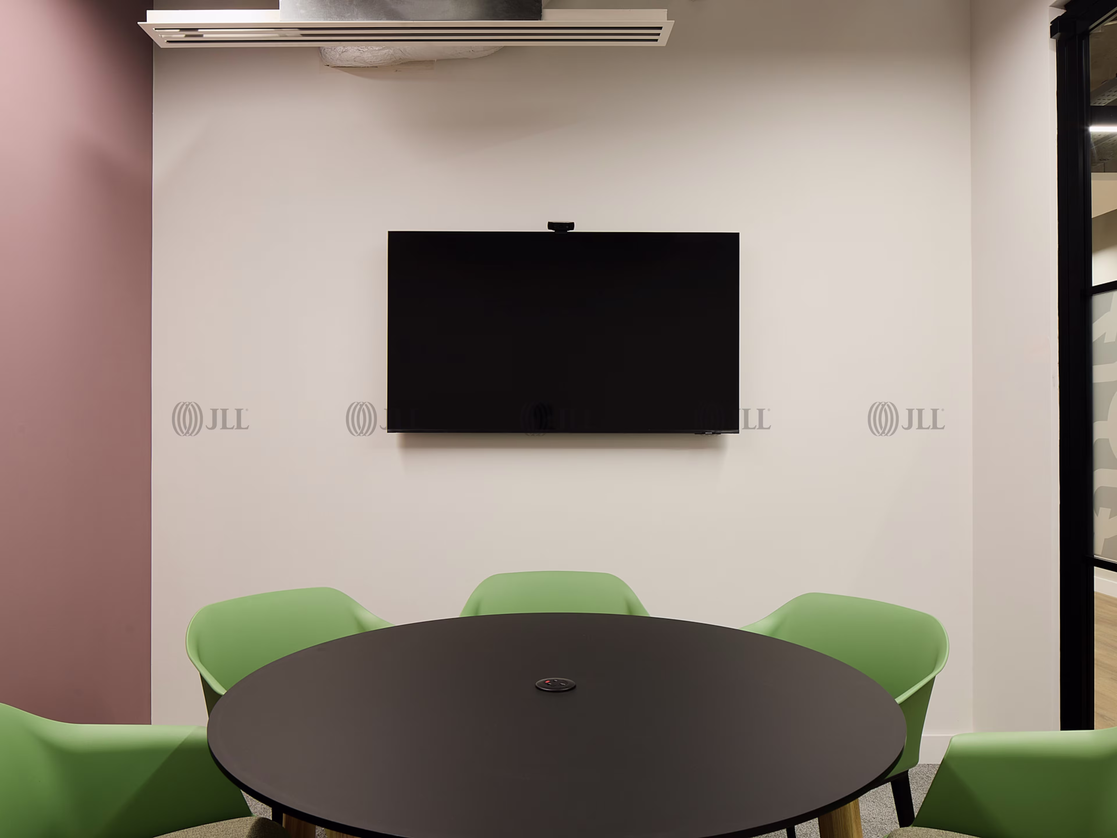 HubHub: Worship Square