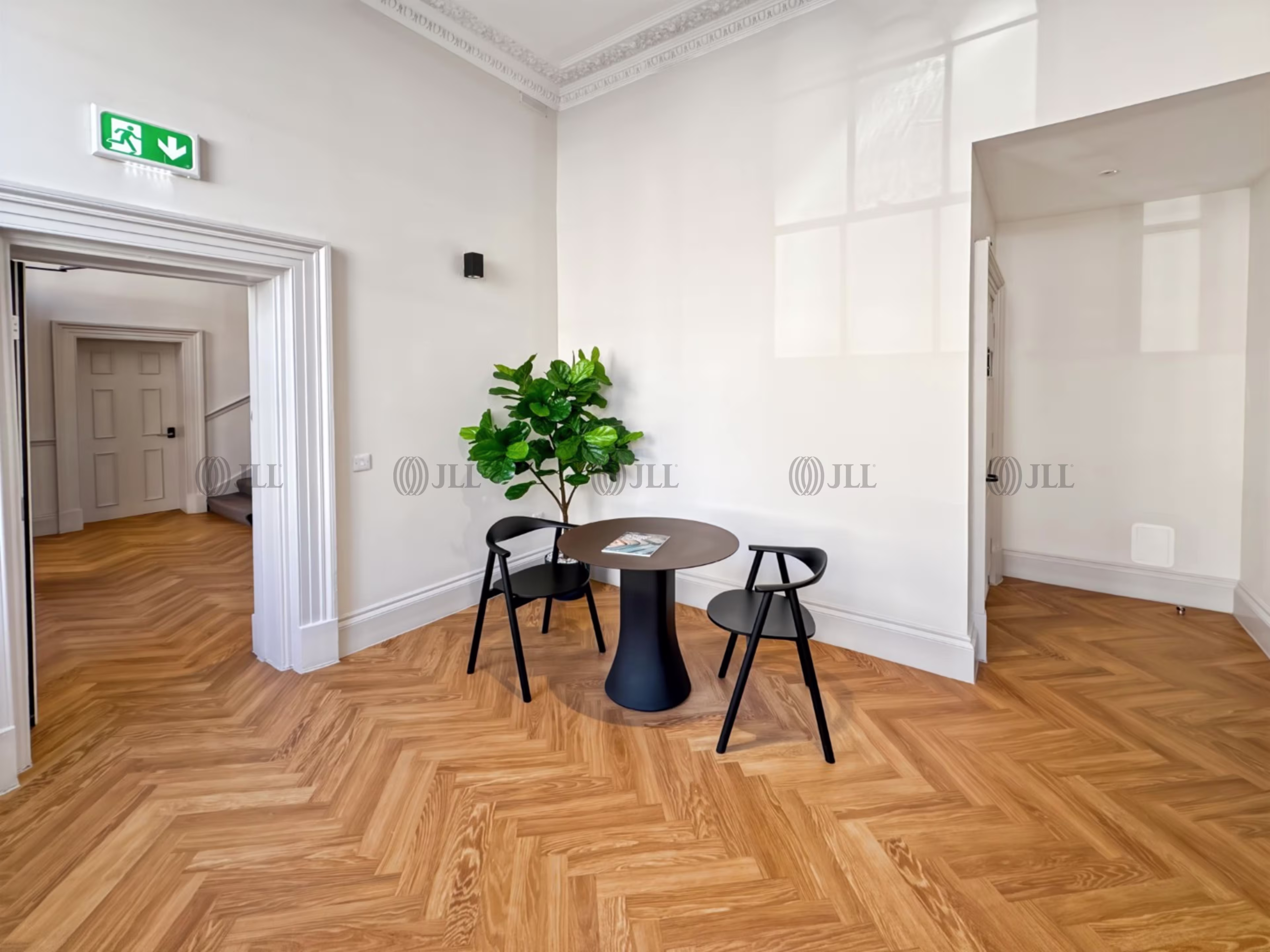 6 Waterloo Place