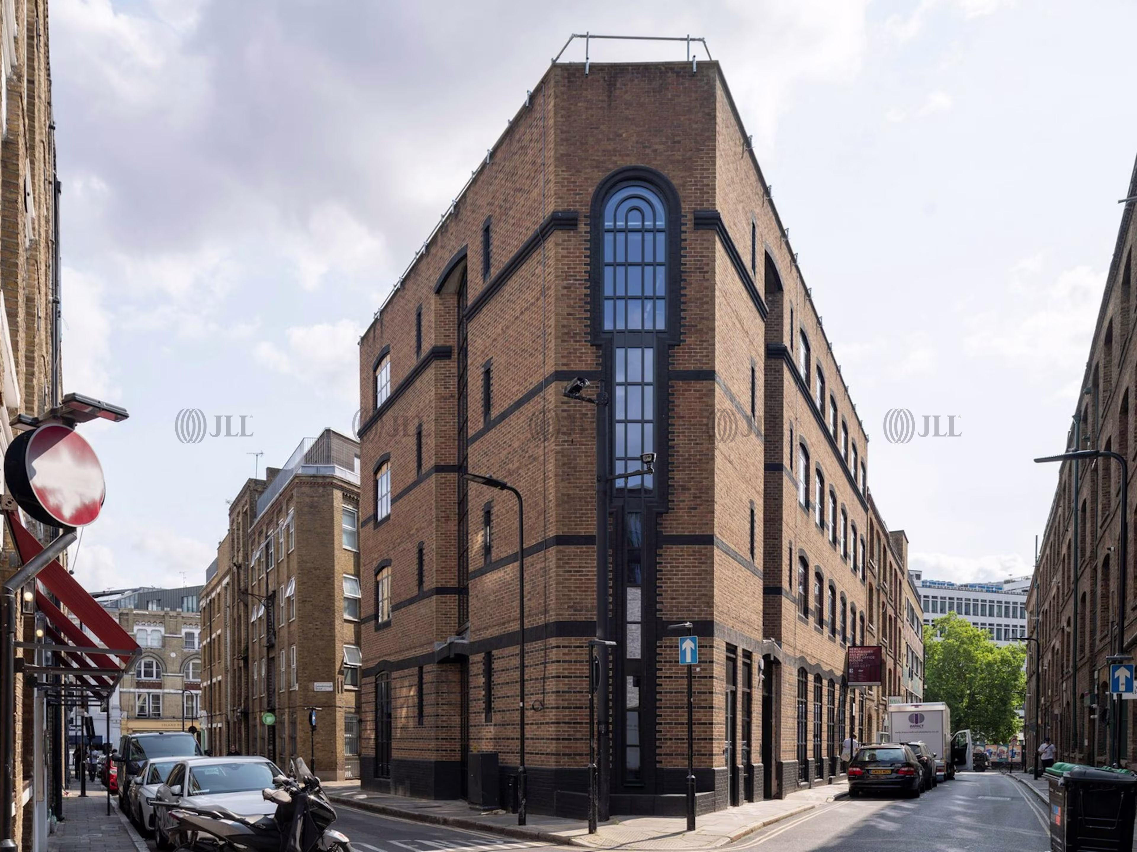 6-8 Luke Street