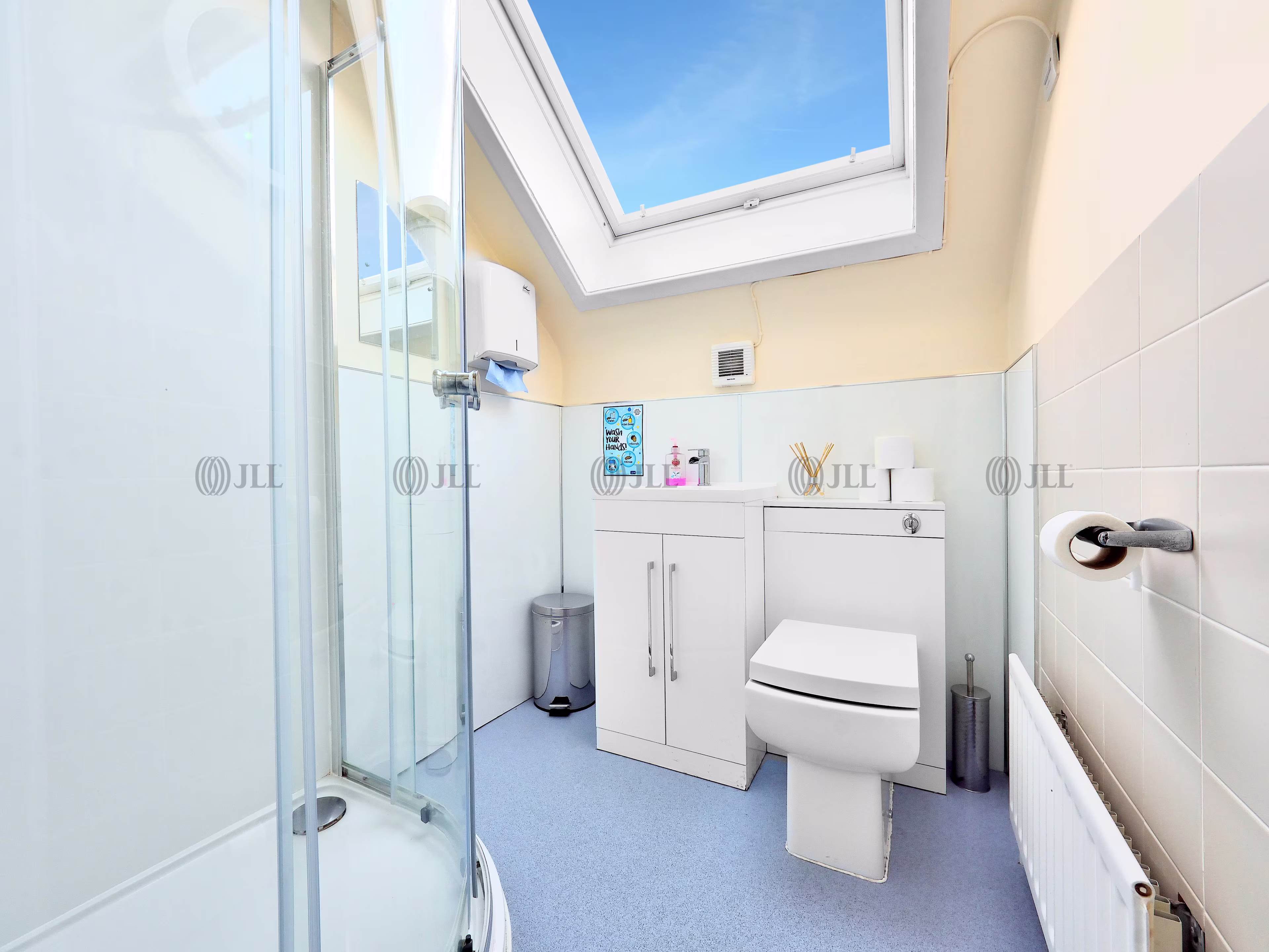 7/9 North St David Street