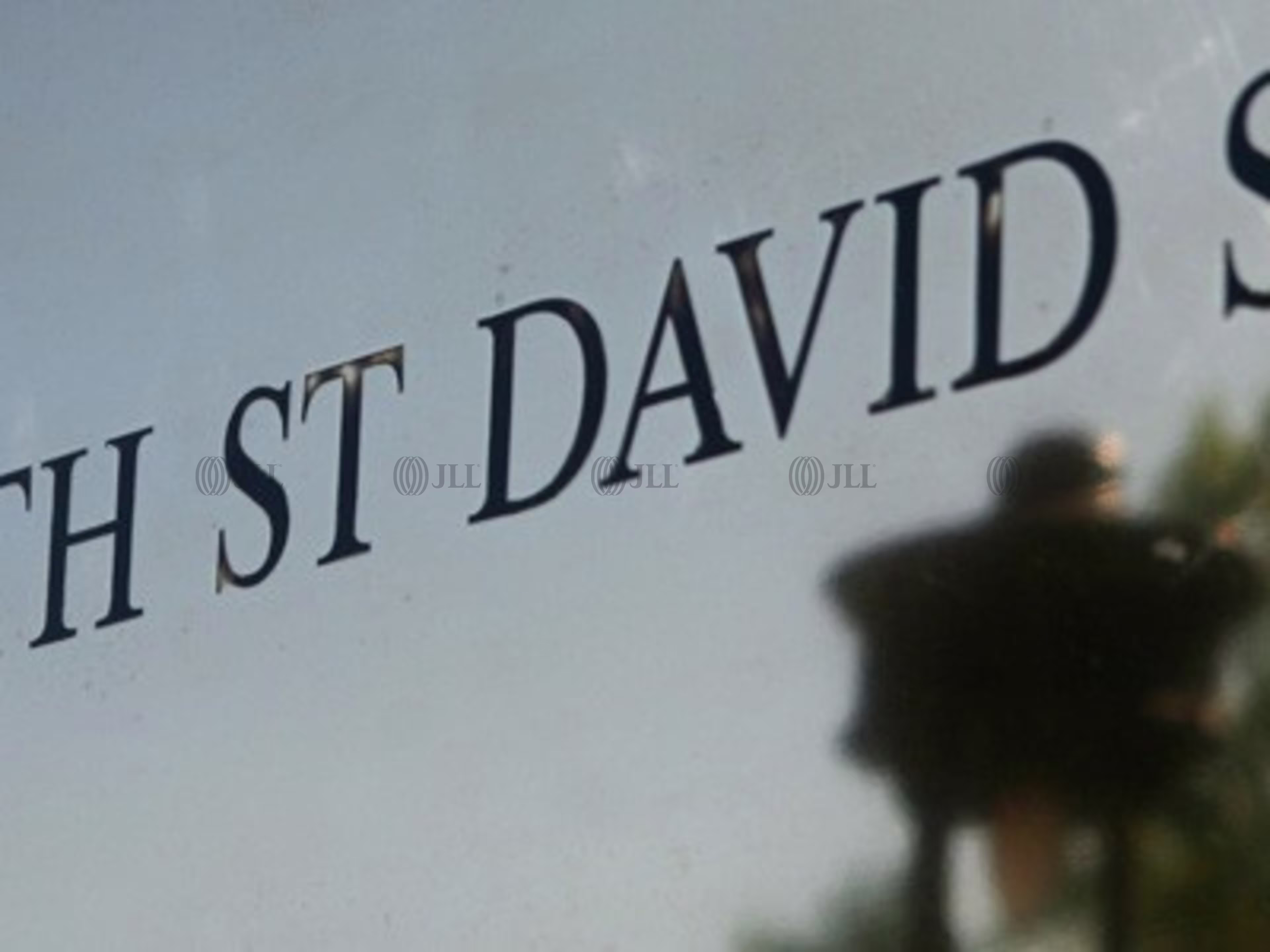 7/9 North St David Street