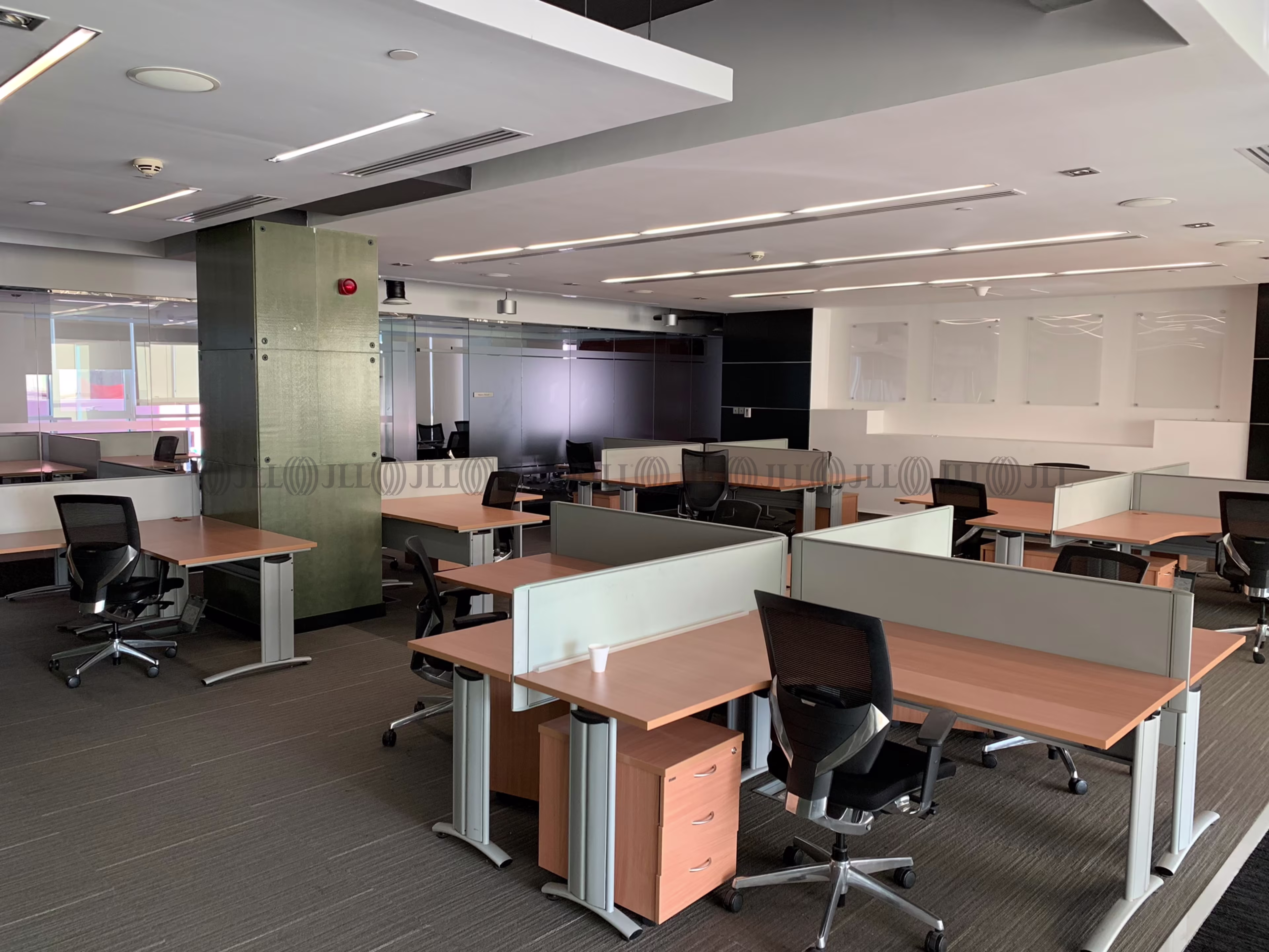 Pfizer Building, Mastercard Office Pfizer Building, Dubai Media City Building 6 - Dubai - United Arab Emirates