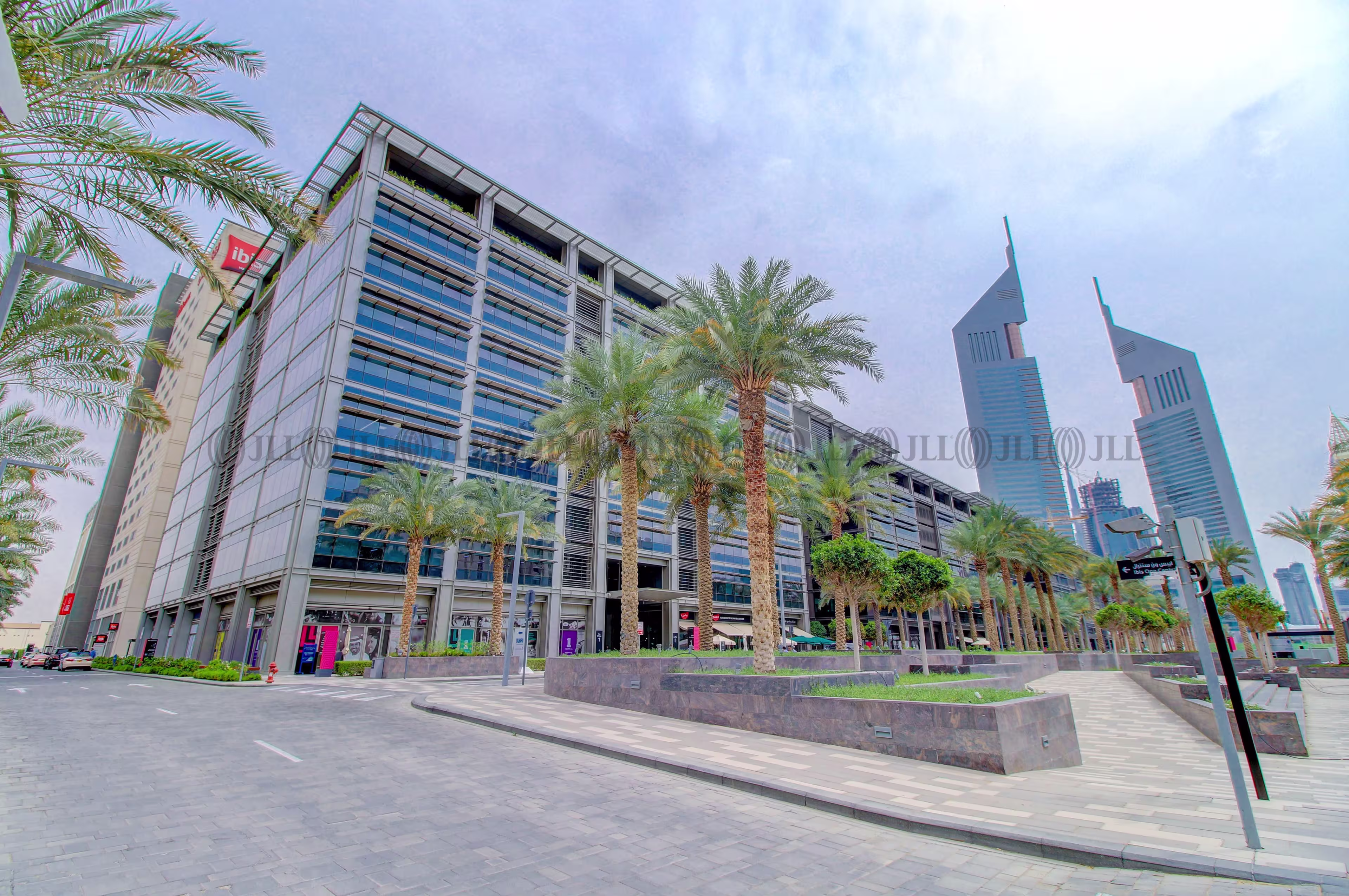 Serviced Offices, One Central
