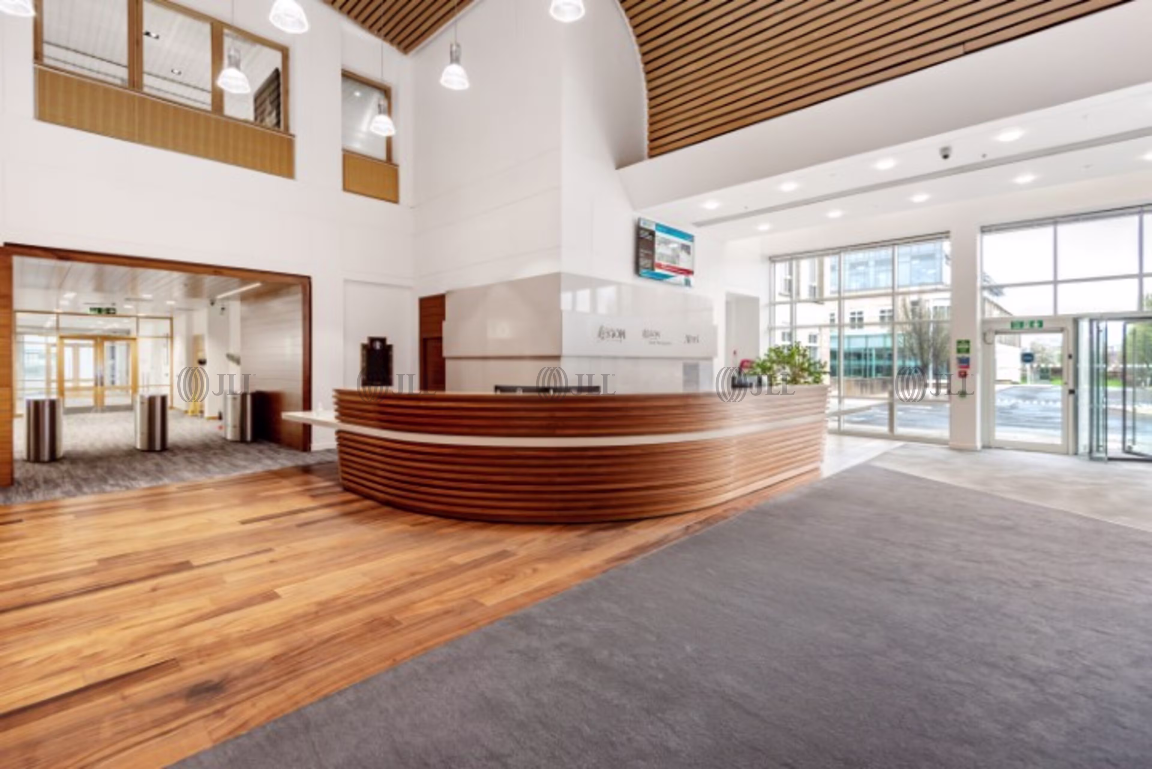 1-3 Lochside Crescent