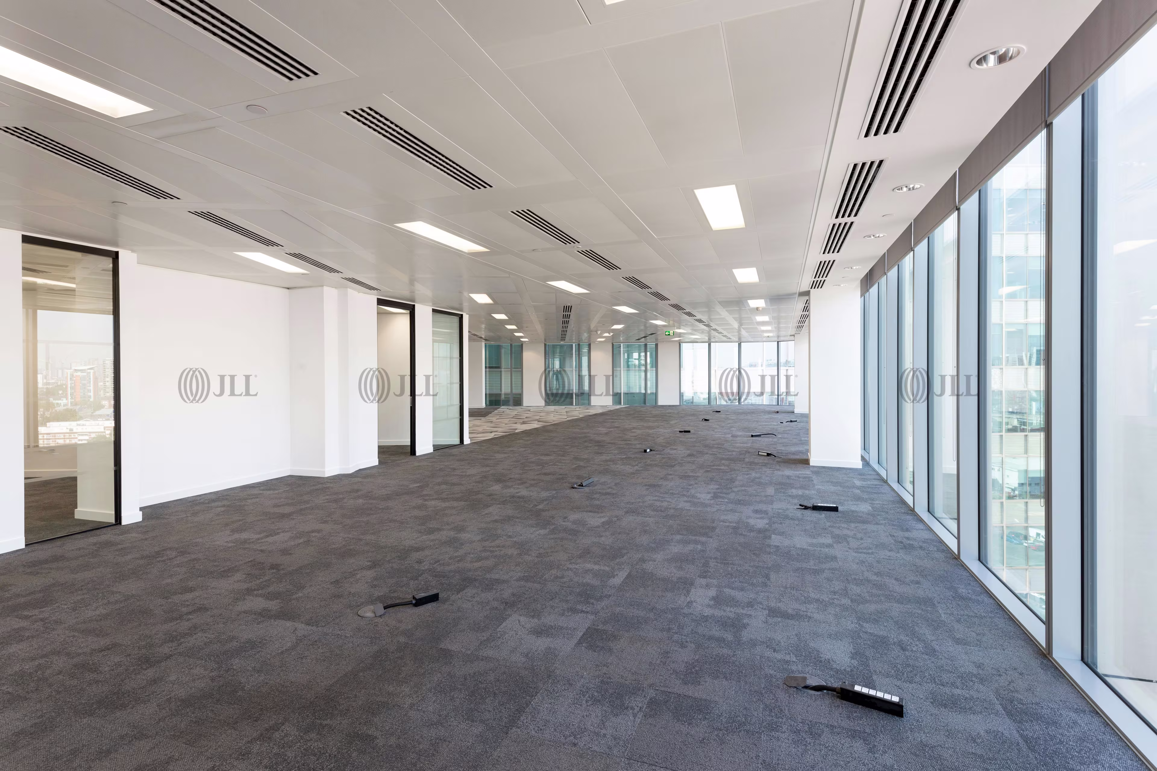 5 Churchill Place