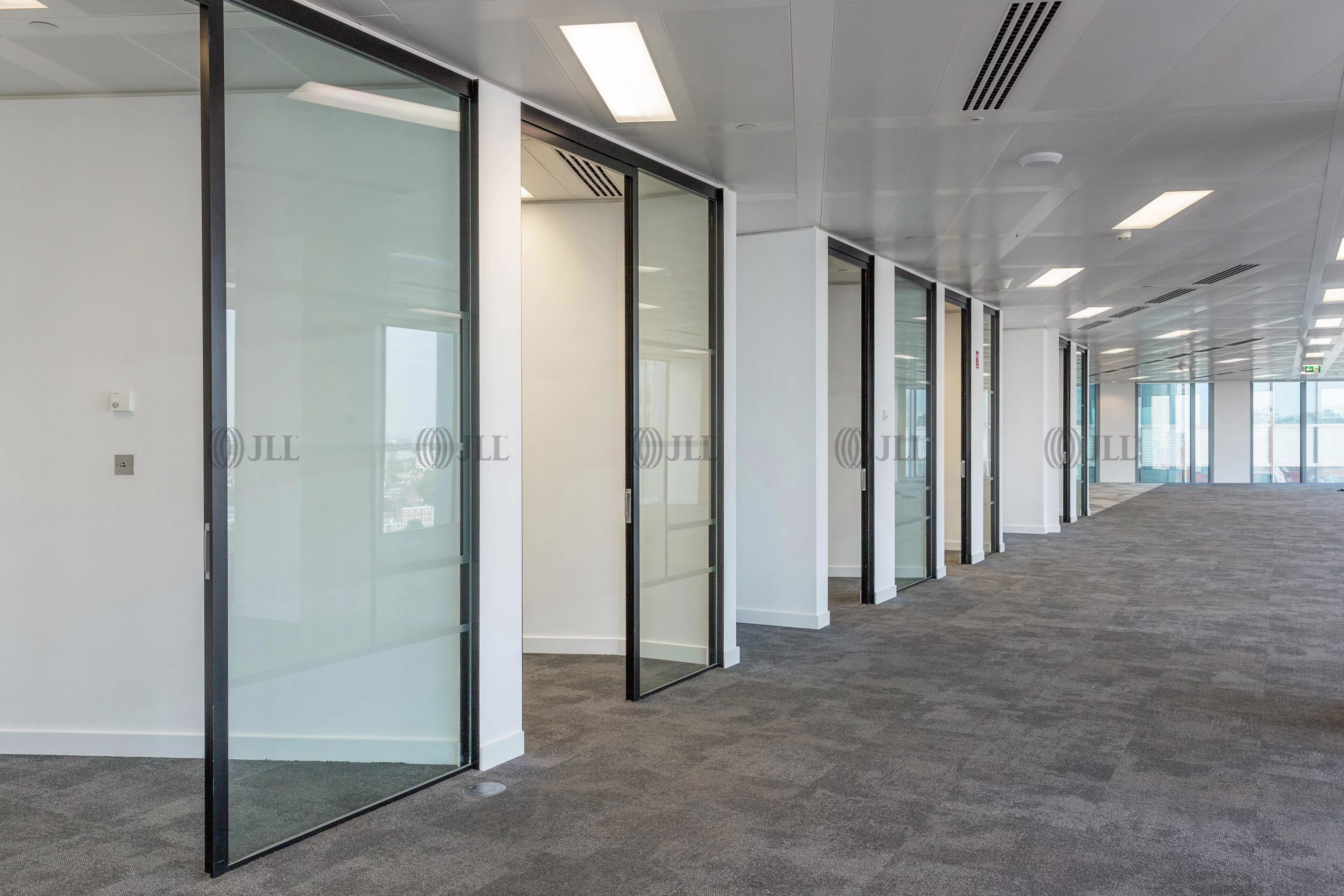 5 Churchill Place